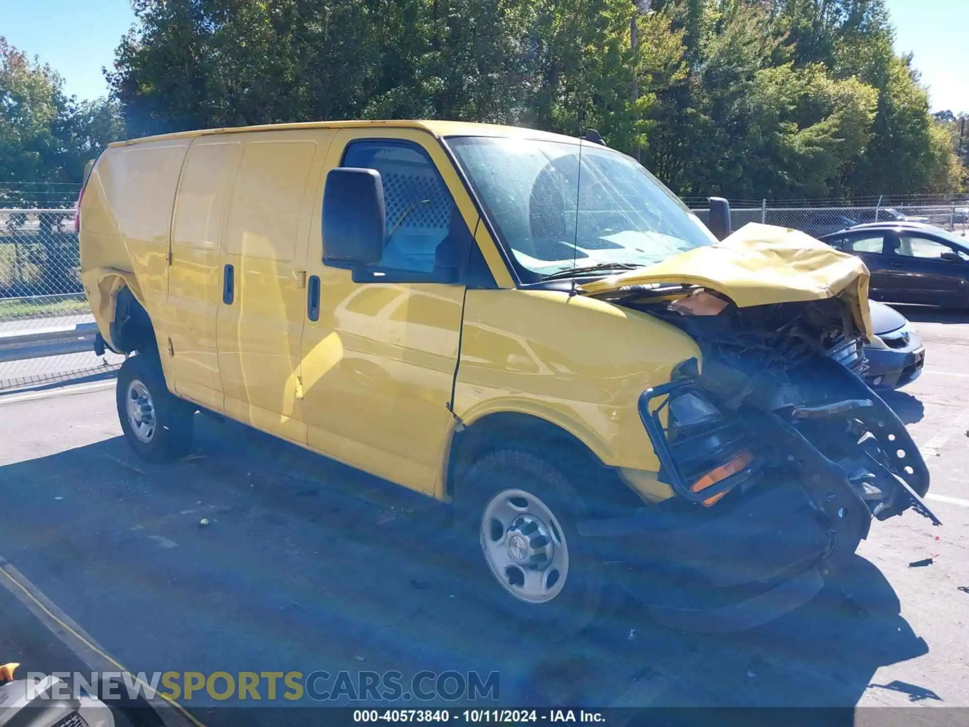 1 Photograph of a damaged car 1GCWGAFP7K1179487 CHEVROLET EXPRESS 2500 2019