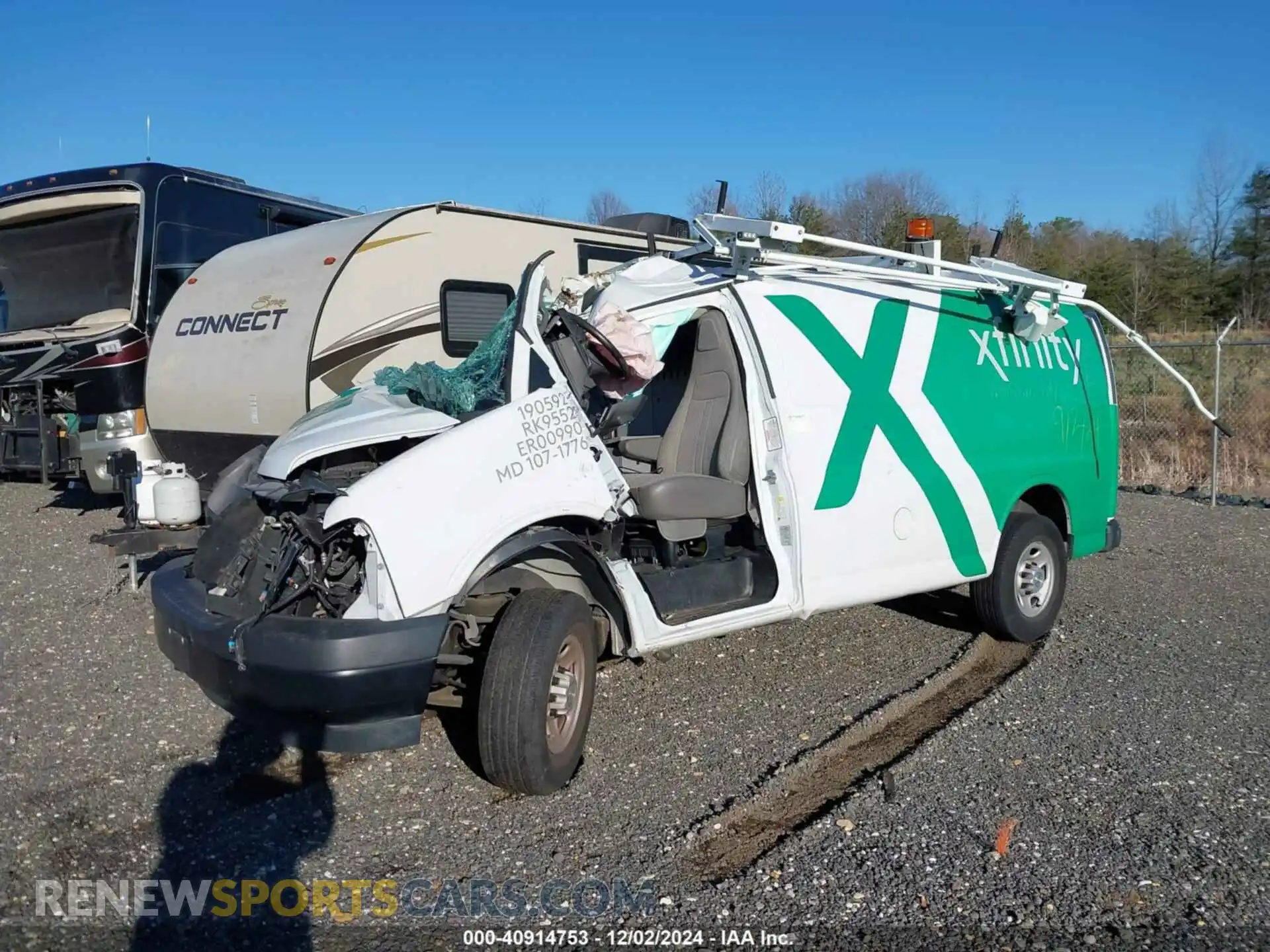 2 Photograph of a damaged car 1GCWGAFP8K1301998 CHEVROLET EXPRESS 2500 2019