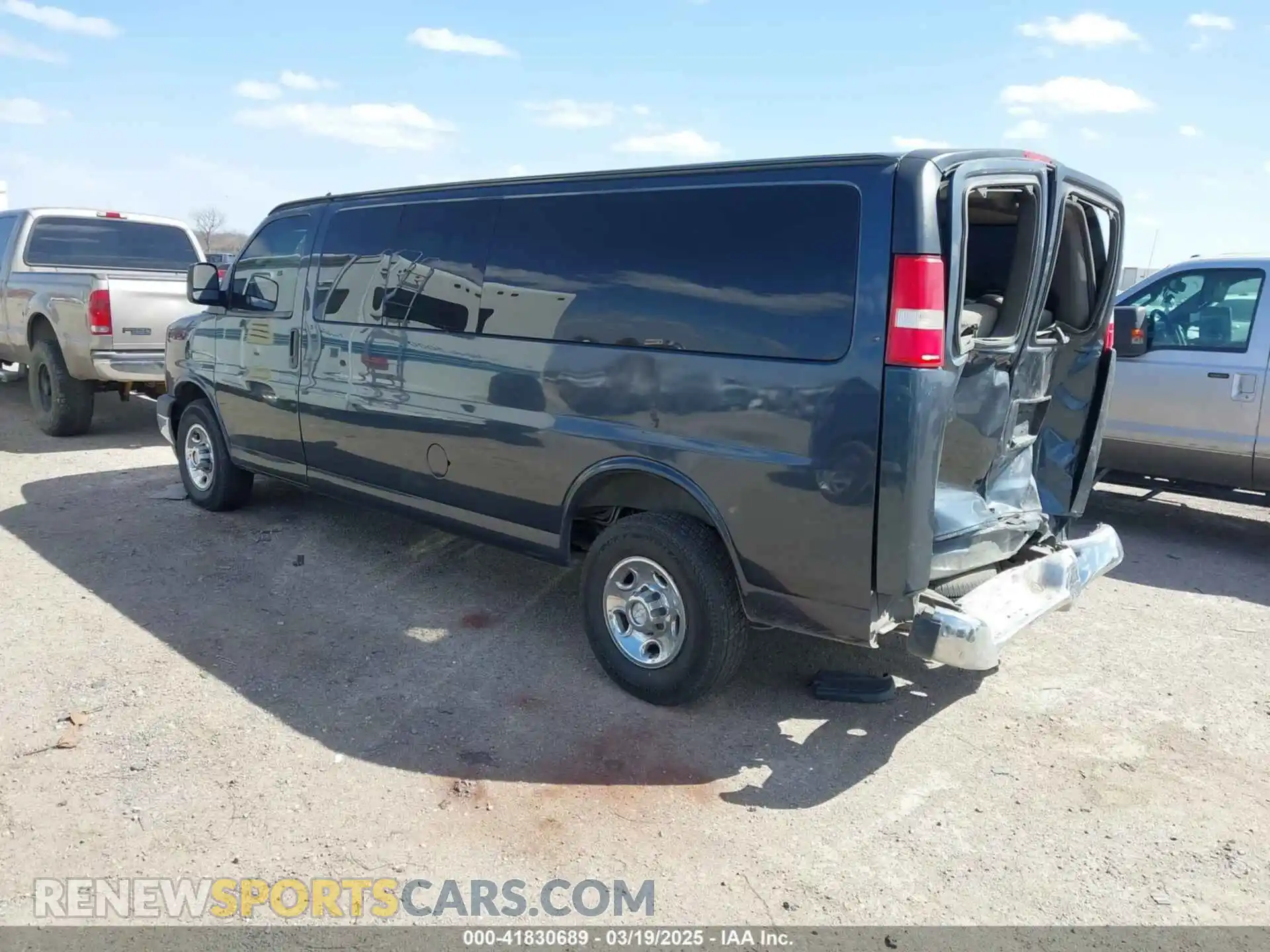 3 Photograph of a damaged car 1GAZGPFG0K1239988 CHEVROLET EXPRESS 3500 2019