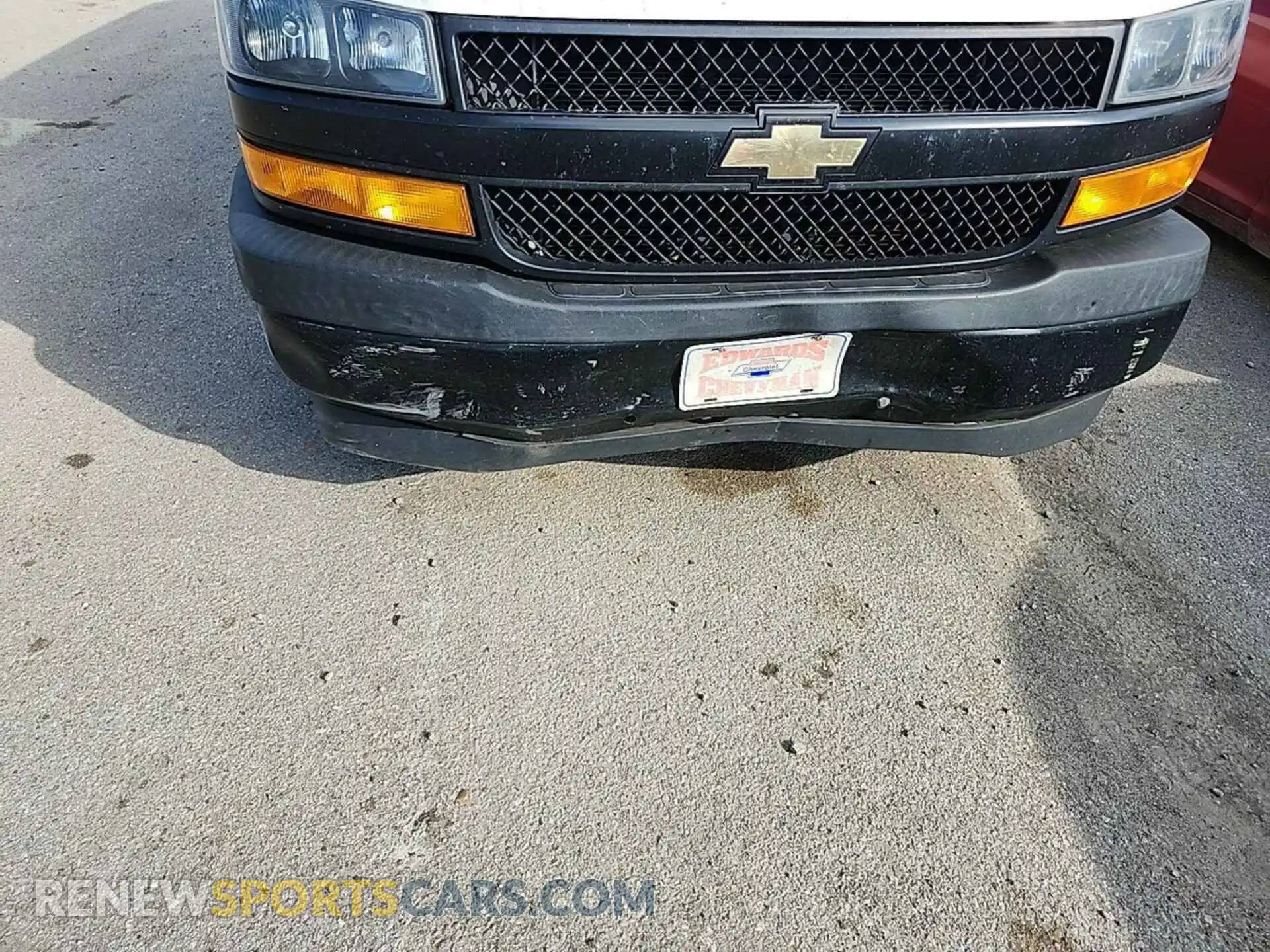 3 Photograph of a damaged car 1GCWGAFG0L1190607 CHEVROLET EXPRESS CARGO 2020