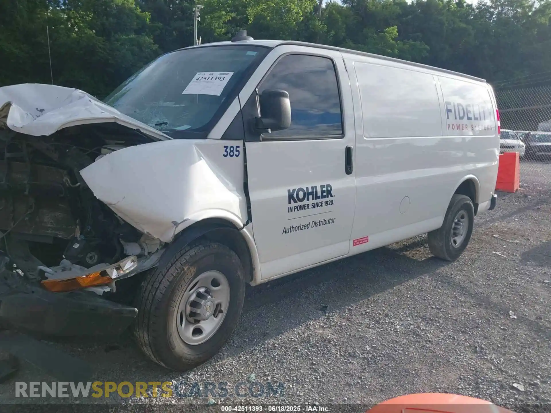 2 fotografías del automóvil dañado 1GCWGAFG3L1254073 CHEVROLET EXPRESS CARGO 2020