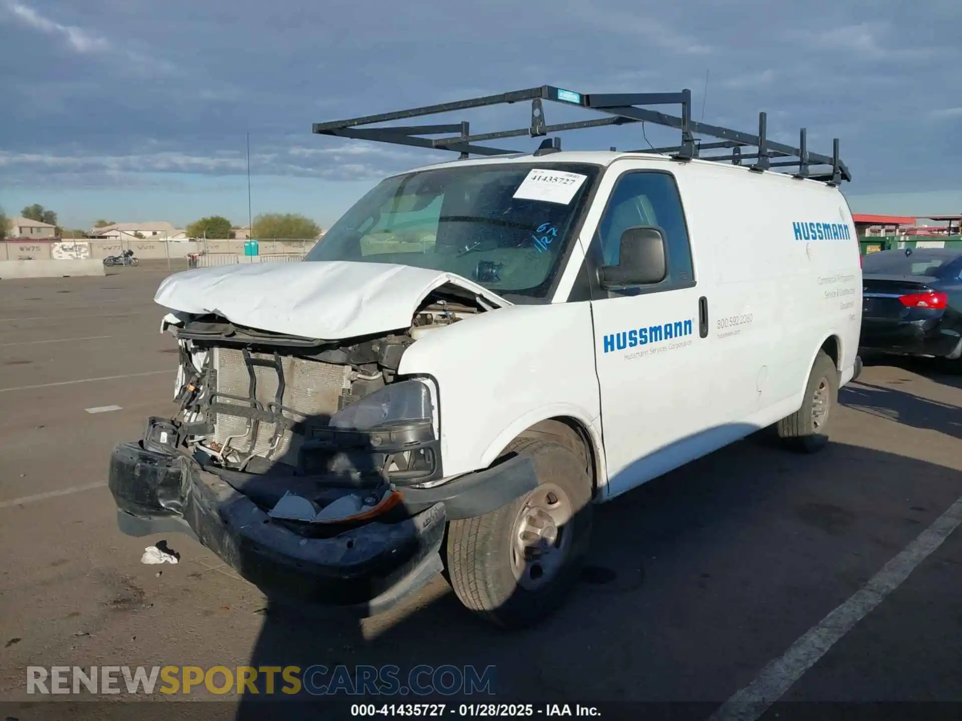 2 Photograph of a damaged car 1GCWGAFG4L1275742 CHEVROLET EXPRESS CARGO 2020