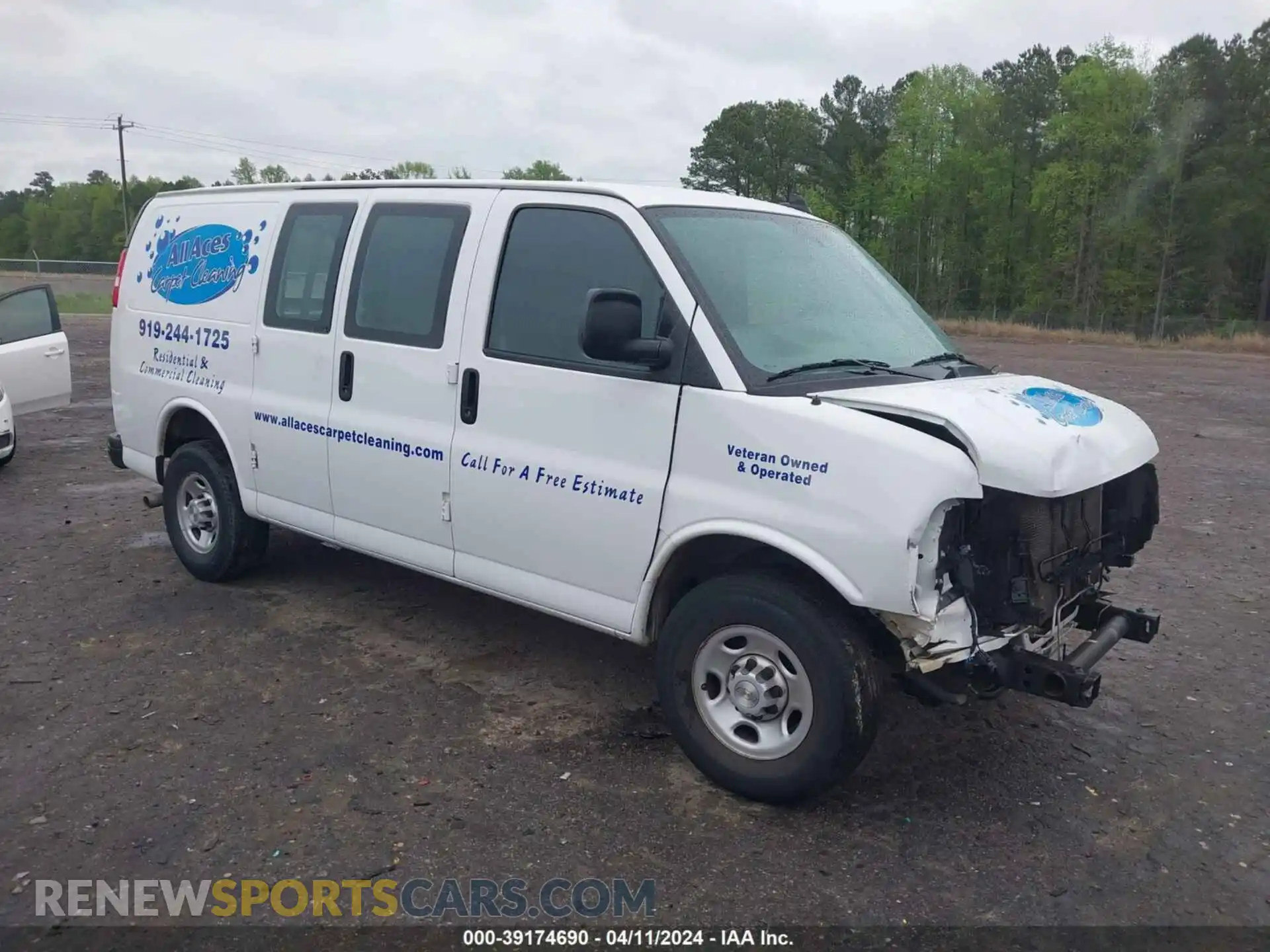 1 Photograph of a damaged car 1GCWGAFG5L1212519 CHEVROLET EXPRESS CARGO 2020