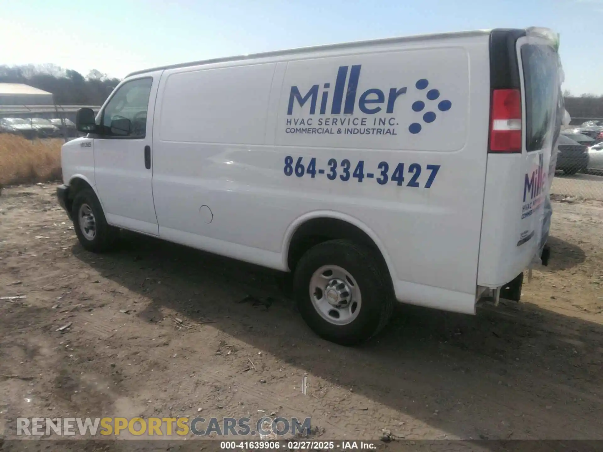 3 Фотография поврежденного автомобиля 1GCWGAFG7L1263293 CHEVROLET EXPRESS CARGO 2020