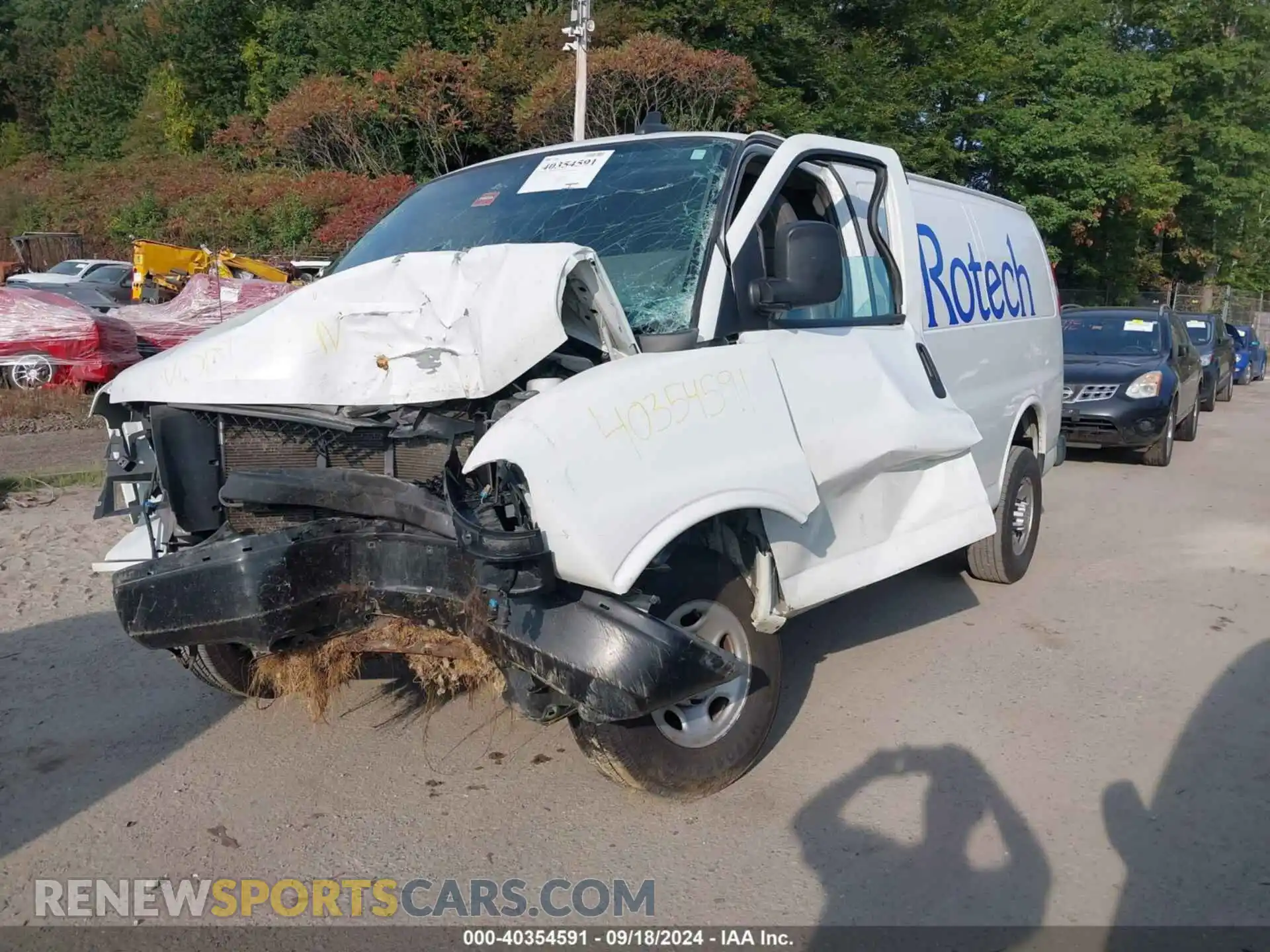 2 Photograph of a damaged car 1GCWGAFG8L1263027 CHEVROLET EXPRESS CARGO 2020