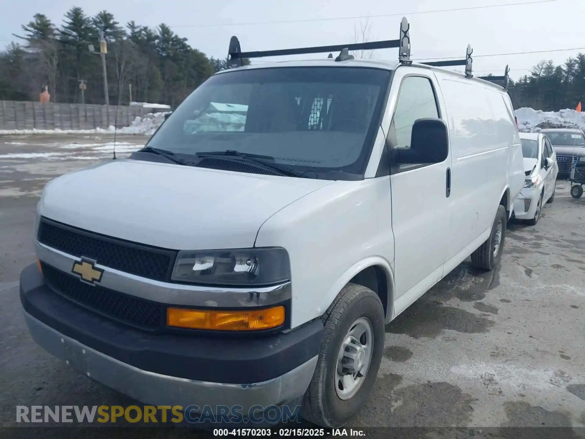 2 Photograph of a damaged car 1GCWGAFP6L1242483 CHEVROLET EXPRESS CARGO 2020