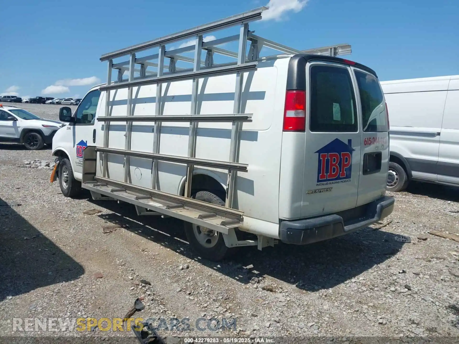 3 Фотография поврежденного автомобиля 1GCWGBFG7L1232048 CHEVROLET EXPRESS CARGO 2020