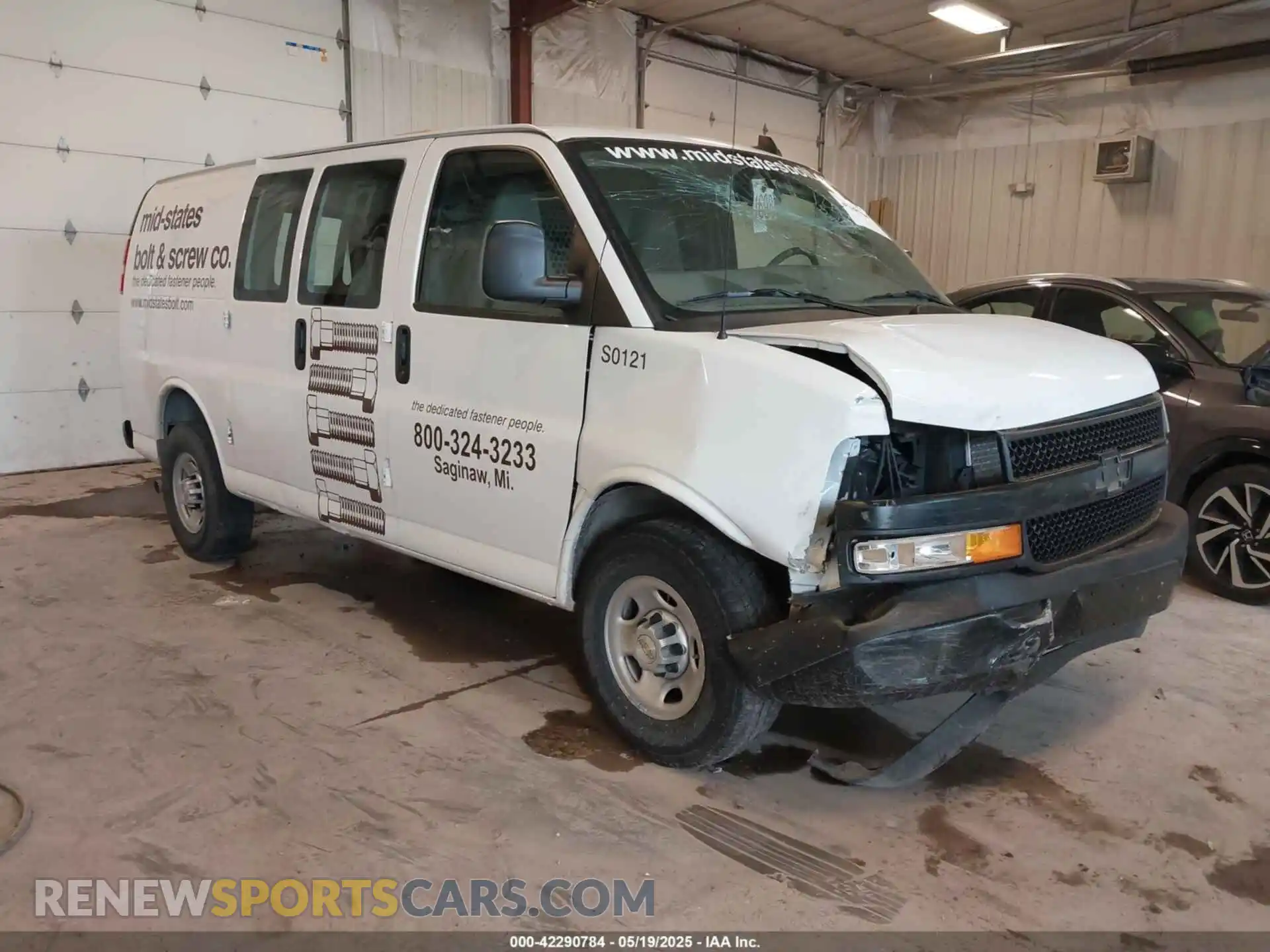 1 Фотография поврежденного автомобиля 1GCZGGFG2L1269258 CHEVROLET EXPRESS CARGO 2020