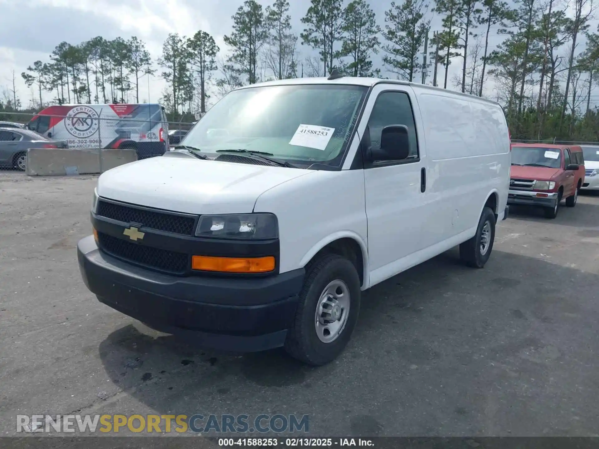 2 Photograph of a damaged car 1GCWGAFP2M1204878 CHEVROLET EXPRESS CARGO 2021