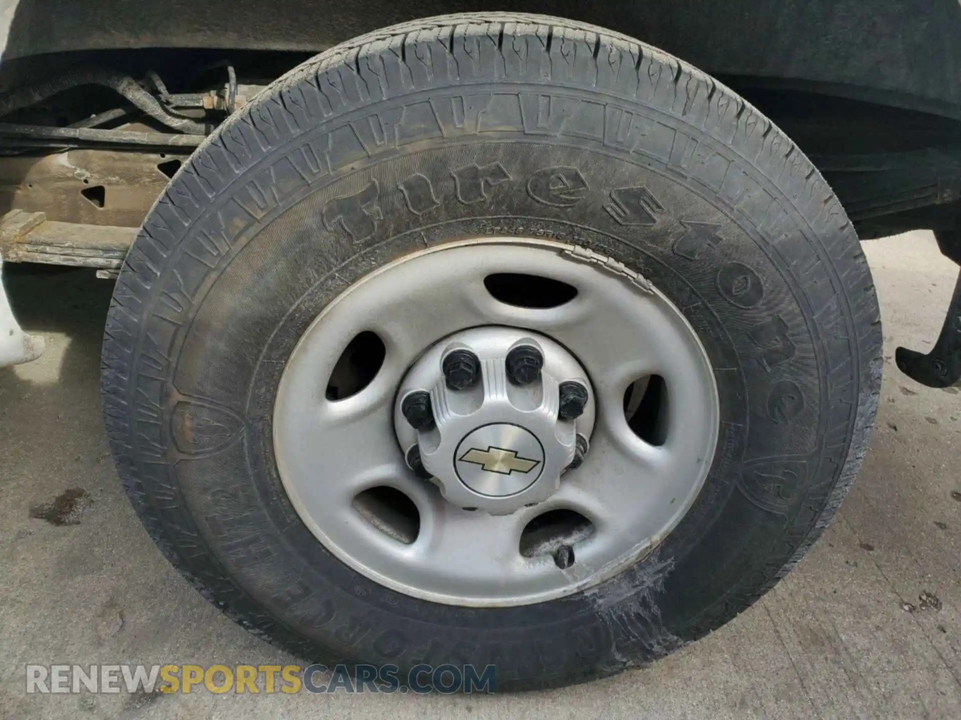 3 Photograph of a damaged car 1GCWGAFP3M1312605 CHEVROLET EXPRESS CARGO 2021