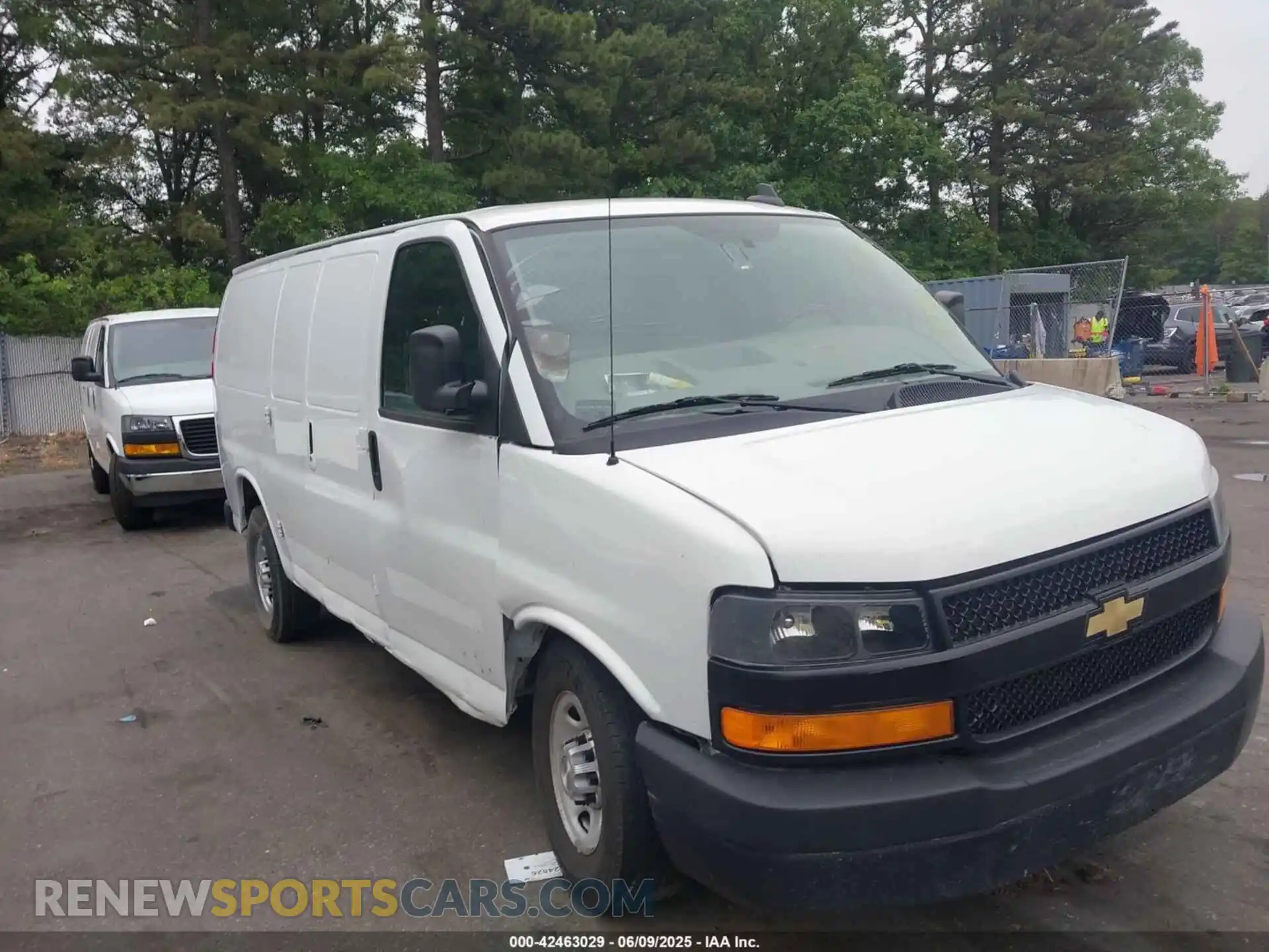 1 fotografías del automóvil dañado 1GCWGAF72N1142965 CHEVROLET EXPRESS CARGO 2022