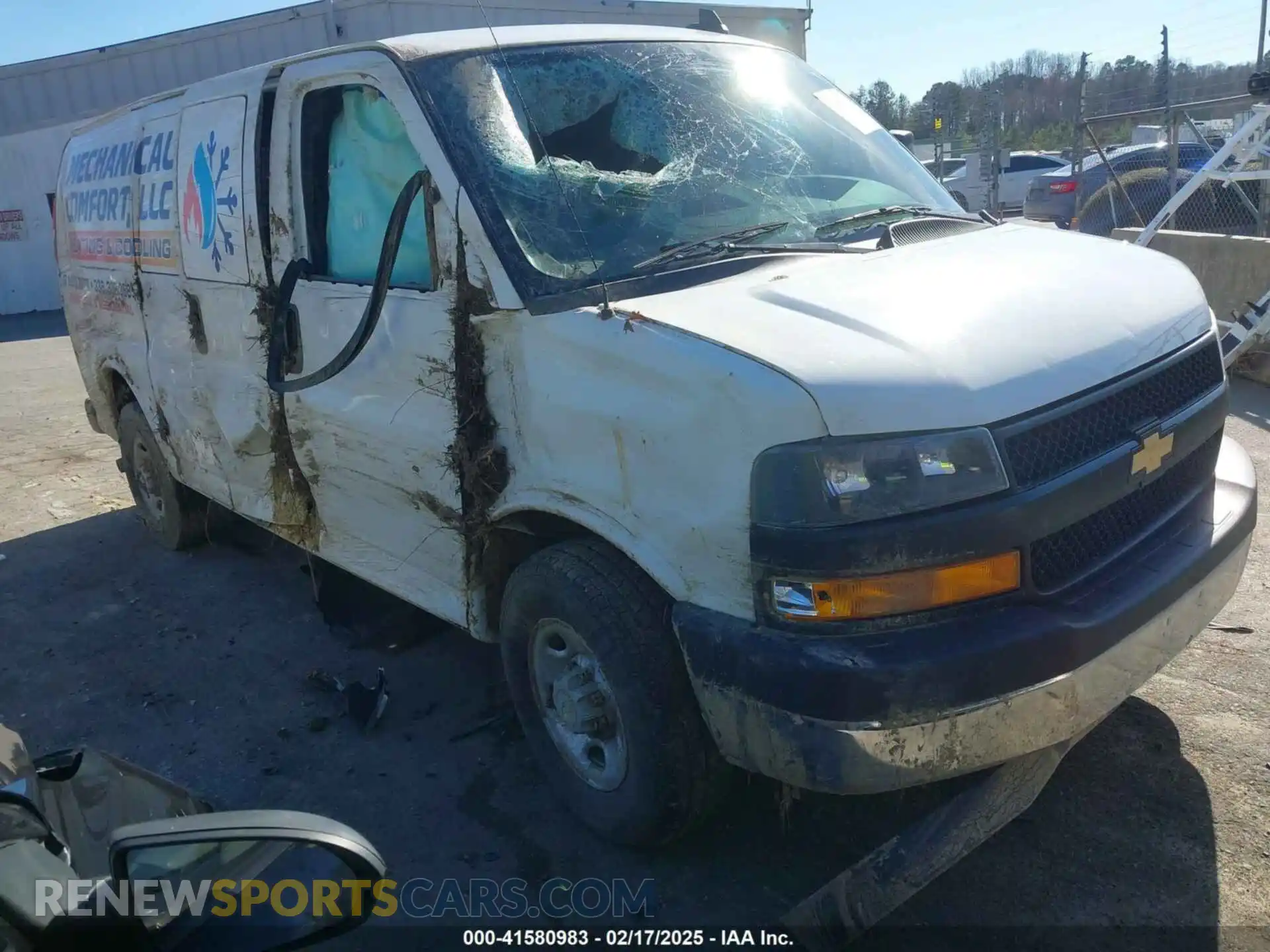 1 Photograph of a damaged car 1GCWGAFP3N1206530 CHEVROLET EXPRESS CARGO 2022