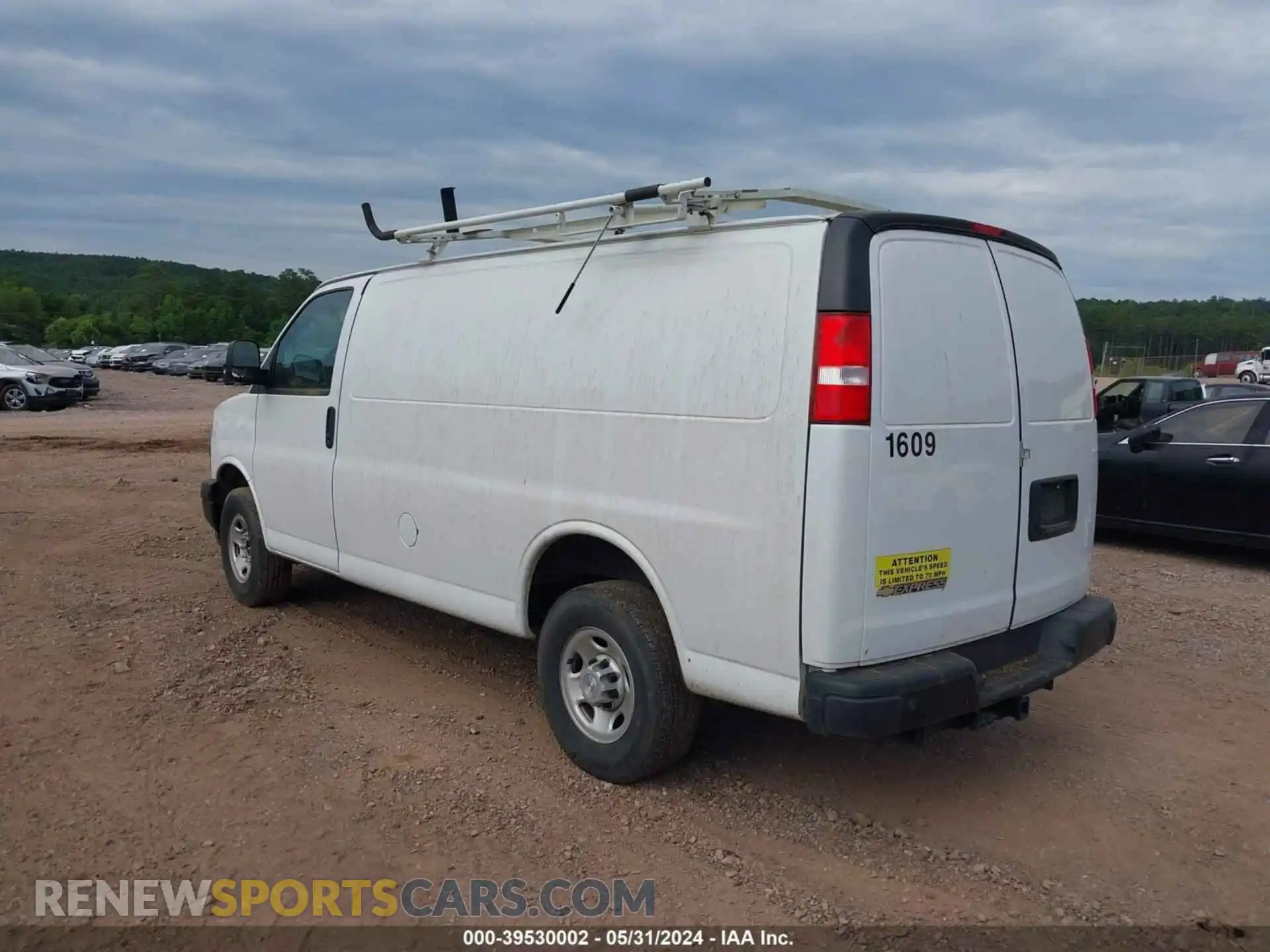 3 Photograph of a damaged car 1GCWGAFP3N1212523 CHEVROLET EXPRESS CARGO 2022