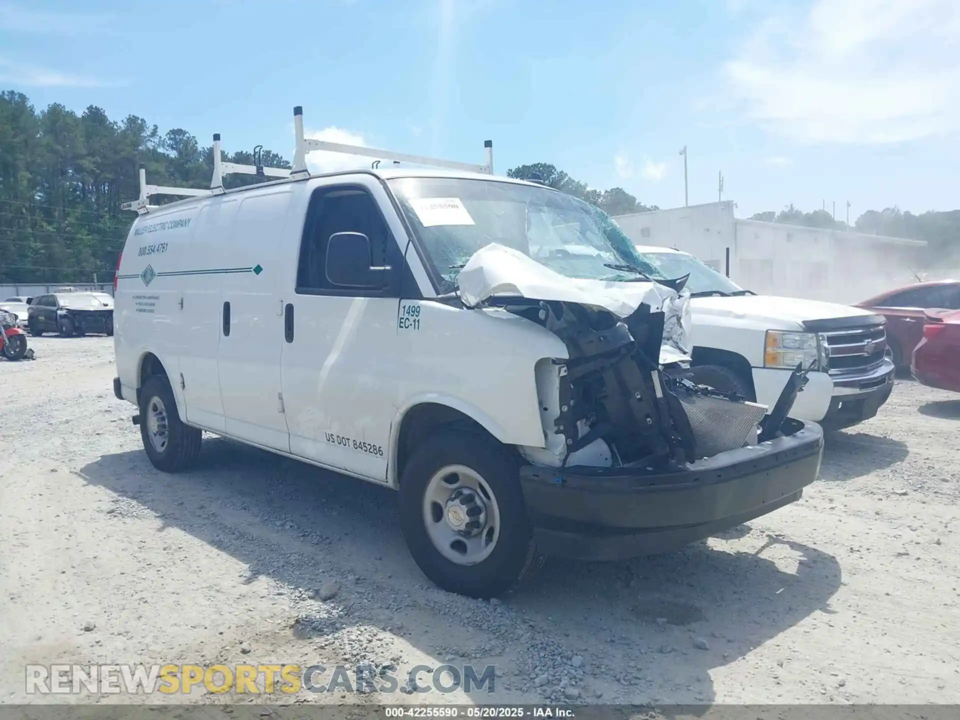 1 Photograph of a damaged car 1GCWGAFP1P1252487 CHEVROLET EXPRESS CARGO 2023