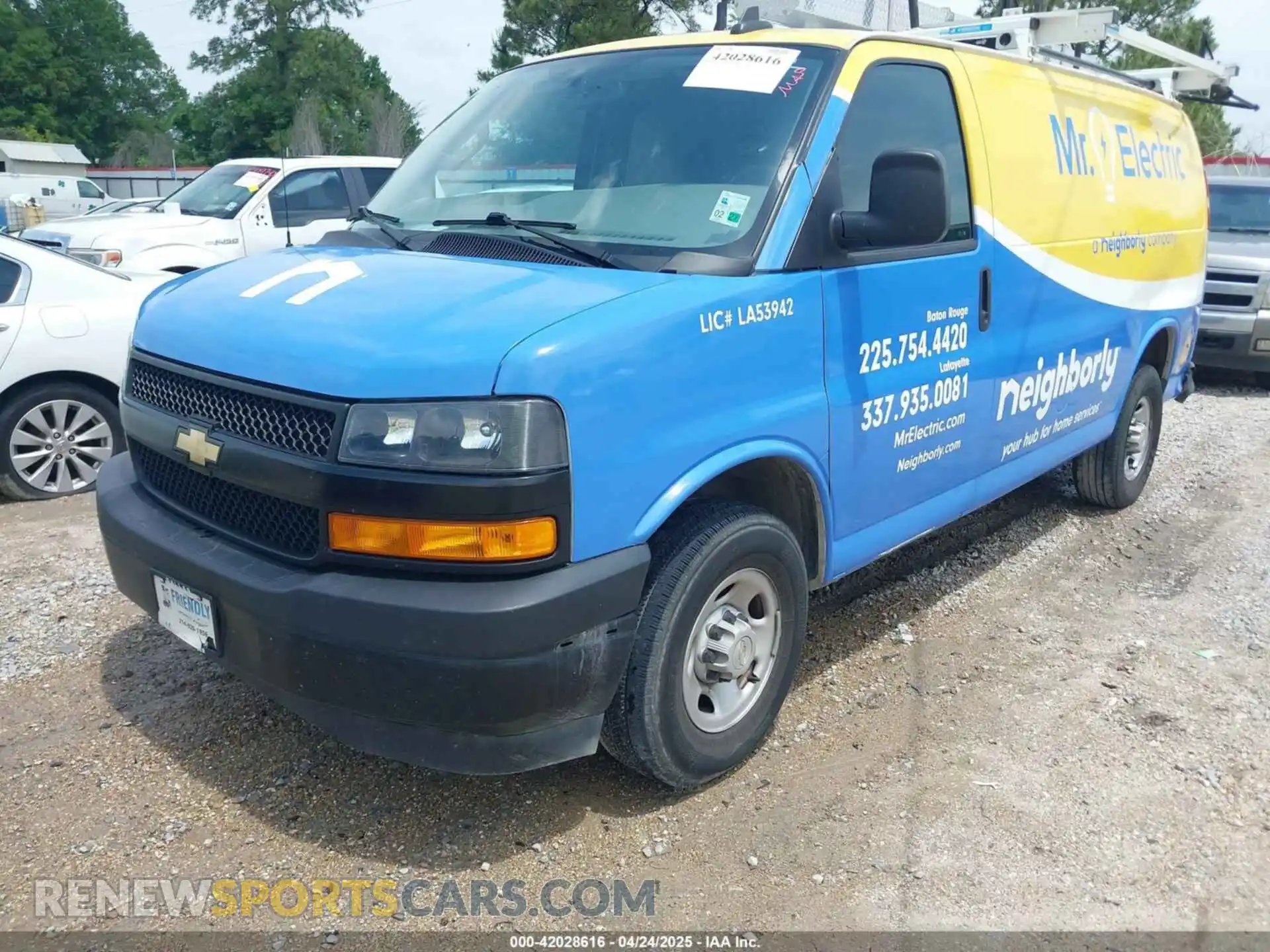 2 Photograph of a damaged car 1GCWGAFP2P1212693 CHEVROLET EXPRESS CARGO 2023