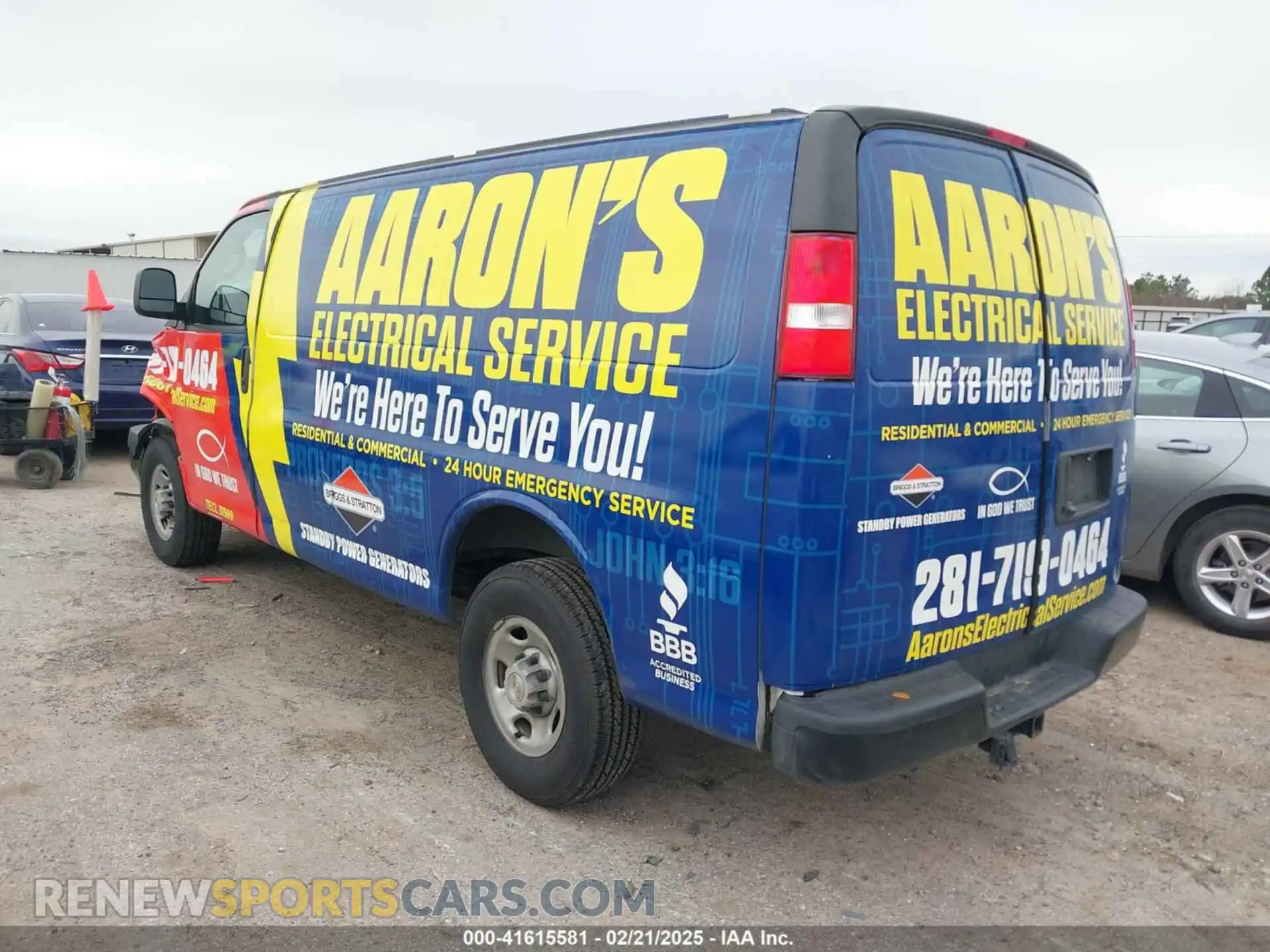 3 Photograph of a damaged car 1GCWGAFP3P1219054 CHEVROLET EXPRESS CARGO 2023