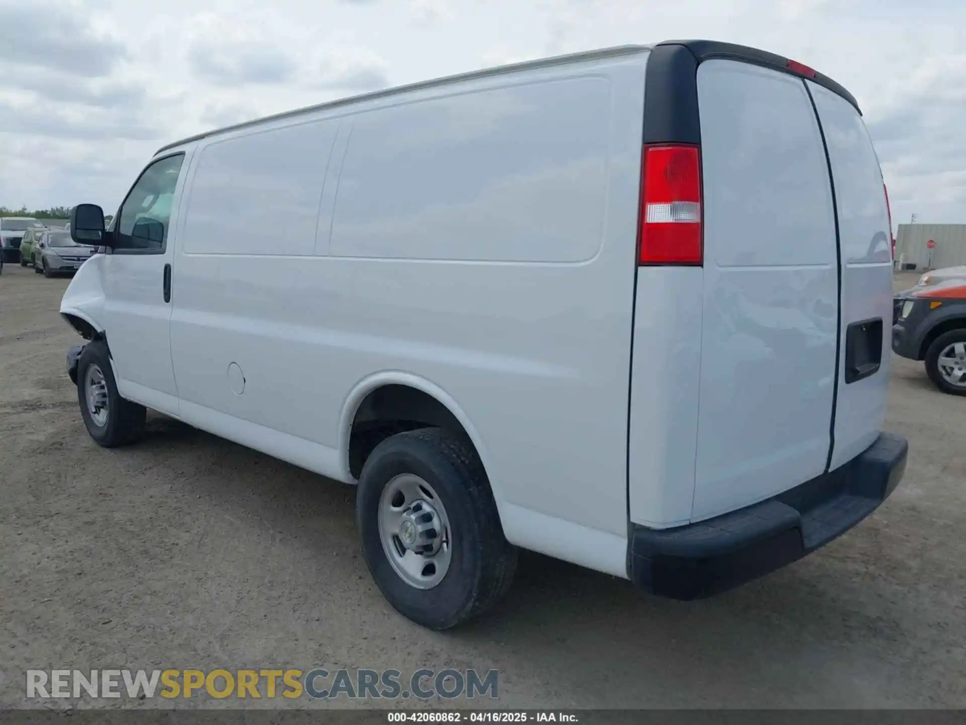 3 Photograph of a damaged car 1GCWGAFP5P1192004 CHEVROLET EXPRESS CARGO 2023
