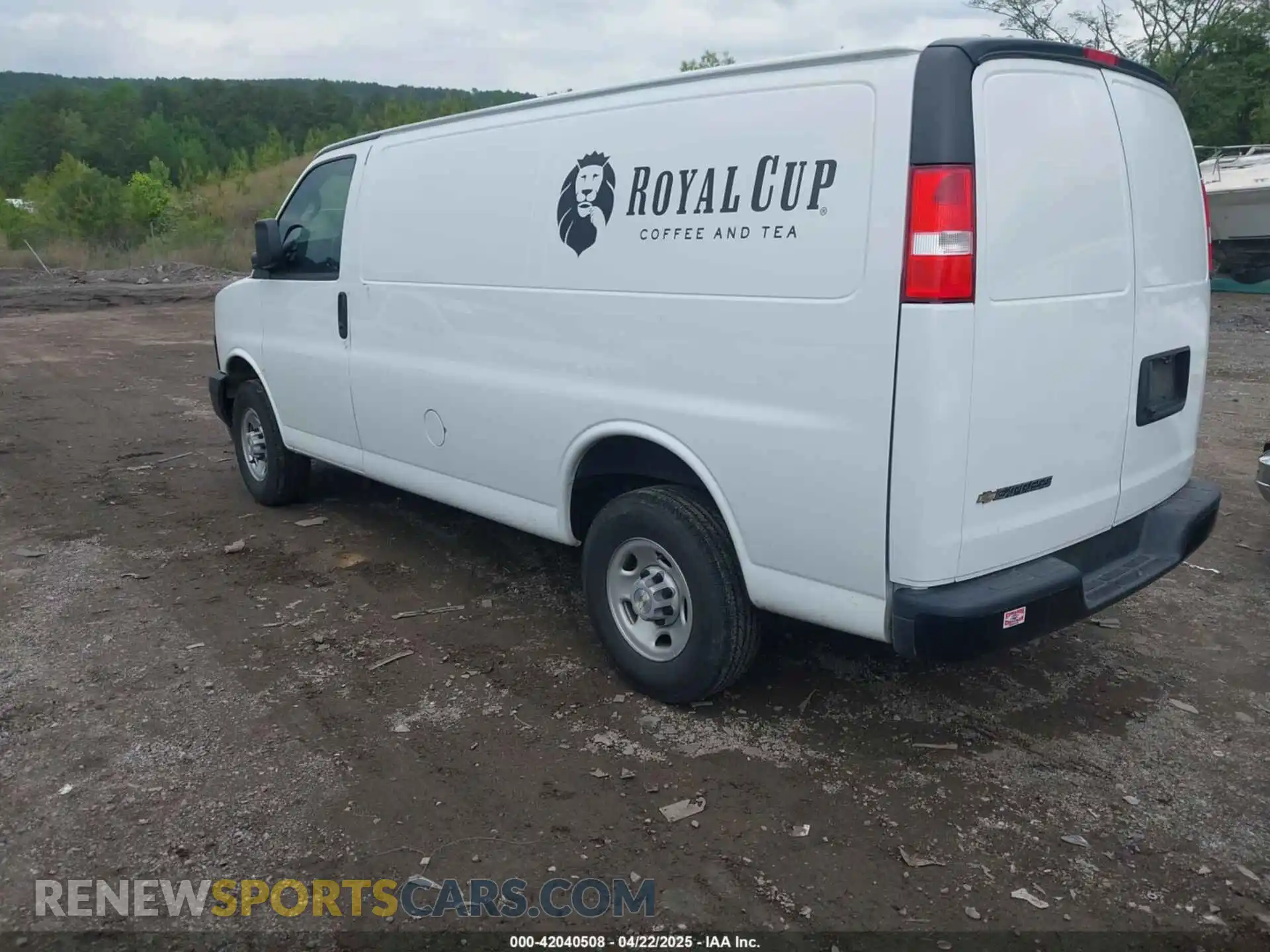 3 Photograph of a damaged car 1GCWGAFP8P1259579 CHEVROLET EXPRESS CARGO 2023