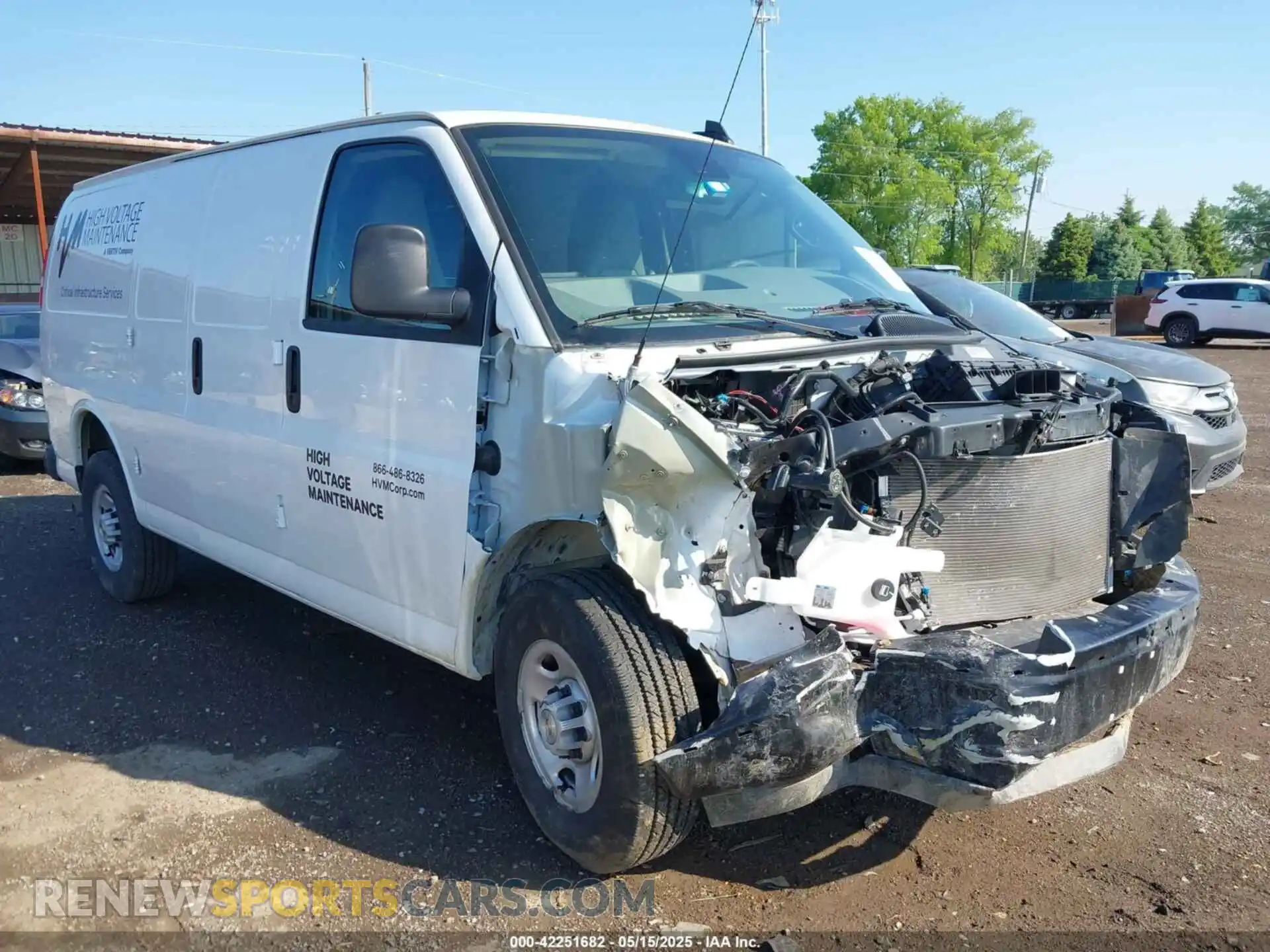 1 Photograph of a damaged car 1GCWGAFP0R1250412 CHEVROLET EXPRESS CARGO 2024