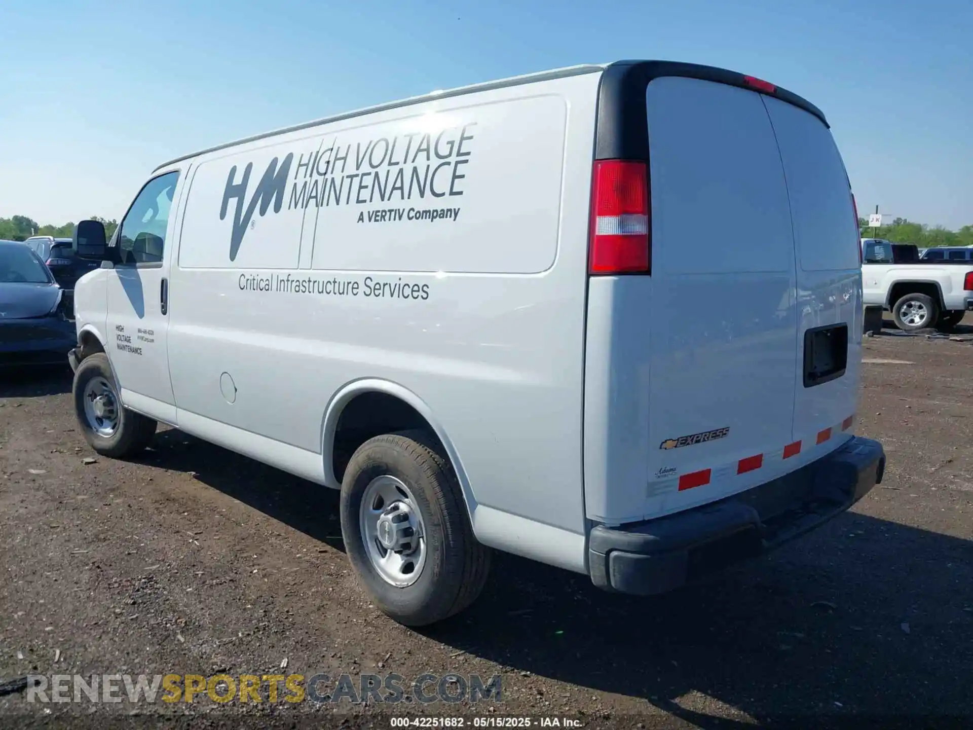 3 Photograph of a damaged car 1GCWGAFP0R1250412 CHEVROLET EXPRESS CARGO 2024