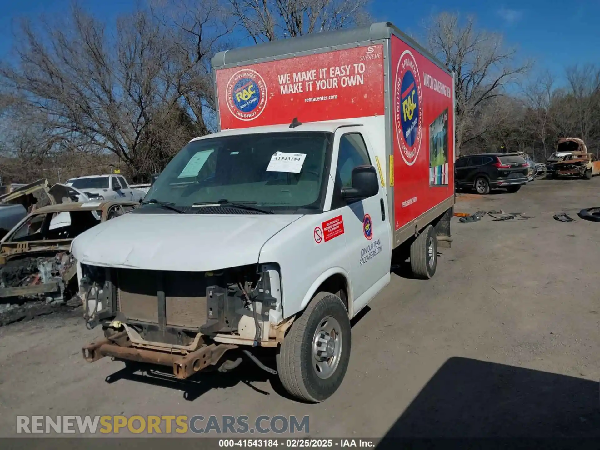 2 Photograph of a damaged car 1GB0GRFP9M1165649 CHEVROLET EXPRESS CUTAWAY 2021