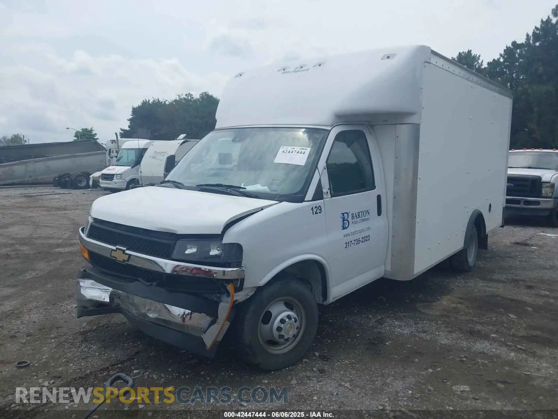 2 Photograph of a damaged car 1HA3GSC74MN007888 CHEVROLET EXPRESS CUTAWAY 2021