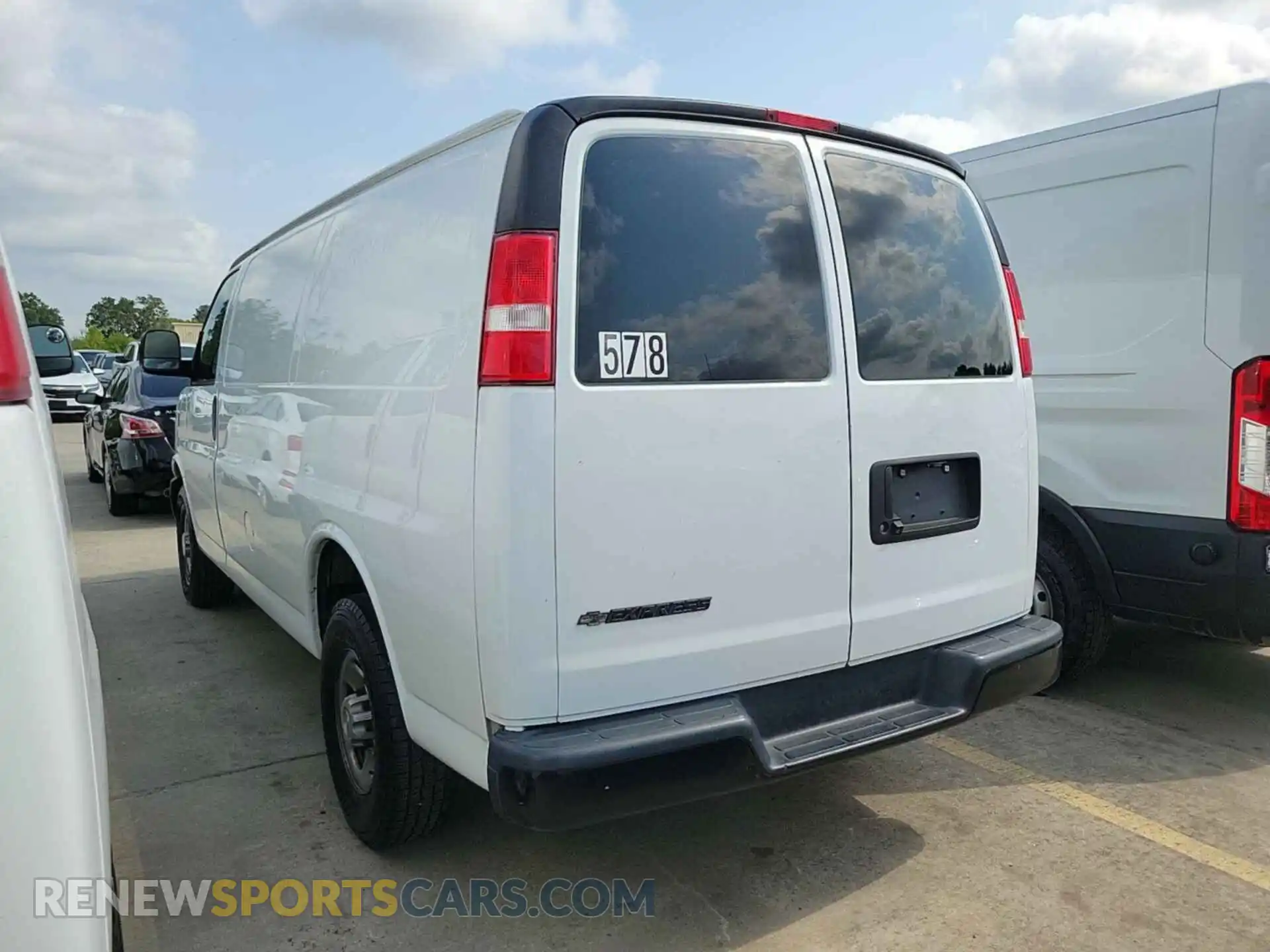 3 Photograph of a damaged car 1GCWGAFP5K1206122 CHEVROLET EXPRESS G2500 2019
