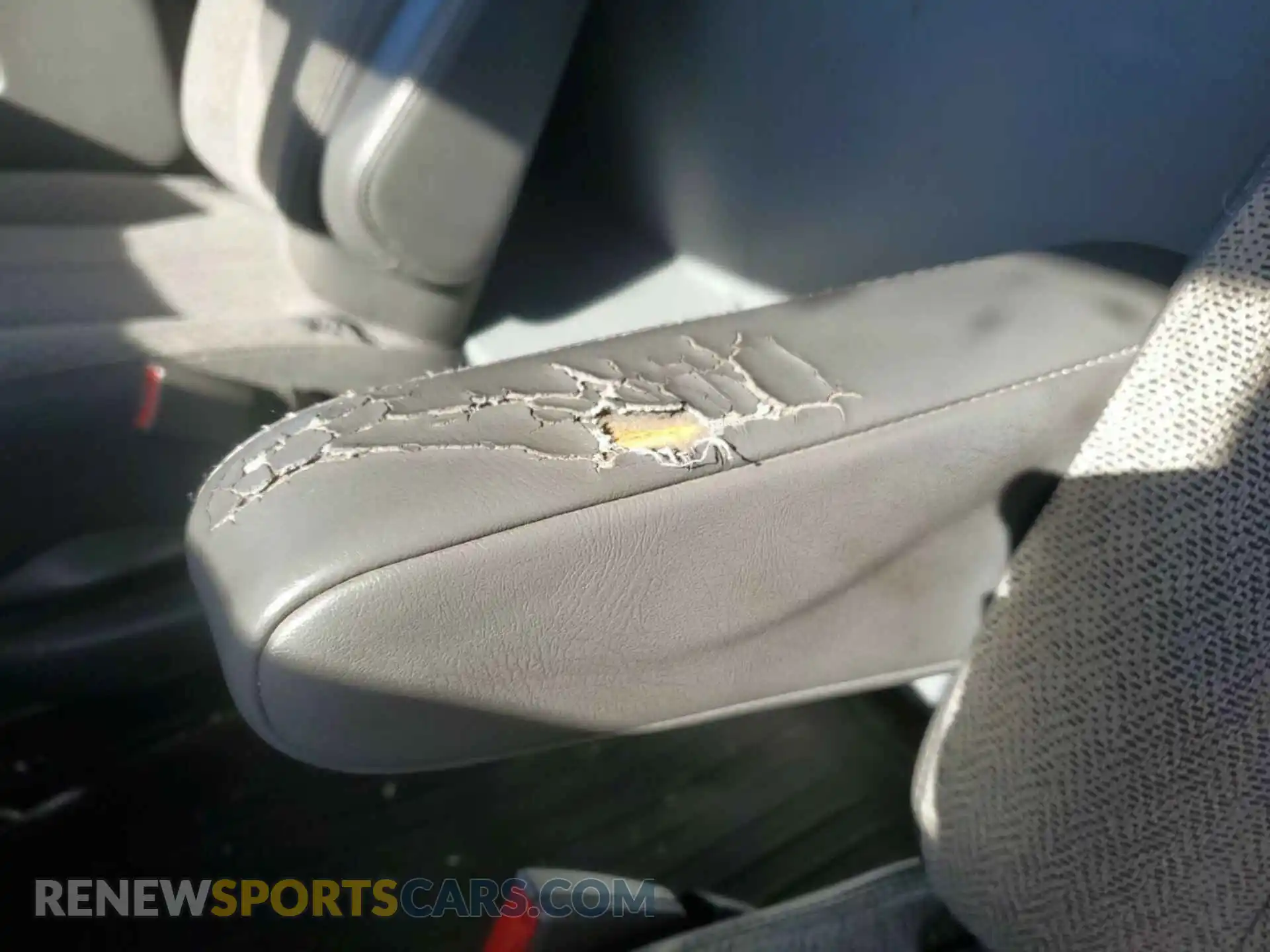 2 Photograph of a damaged car 1GCWGAFG7L1243688 CHEVROLET EXPRESS G2500 2020