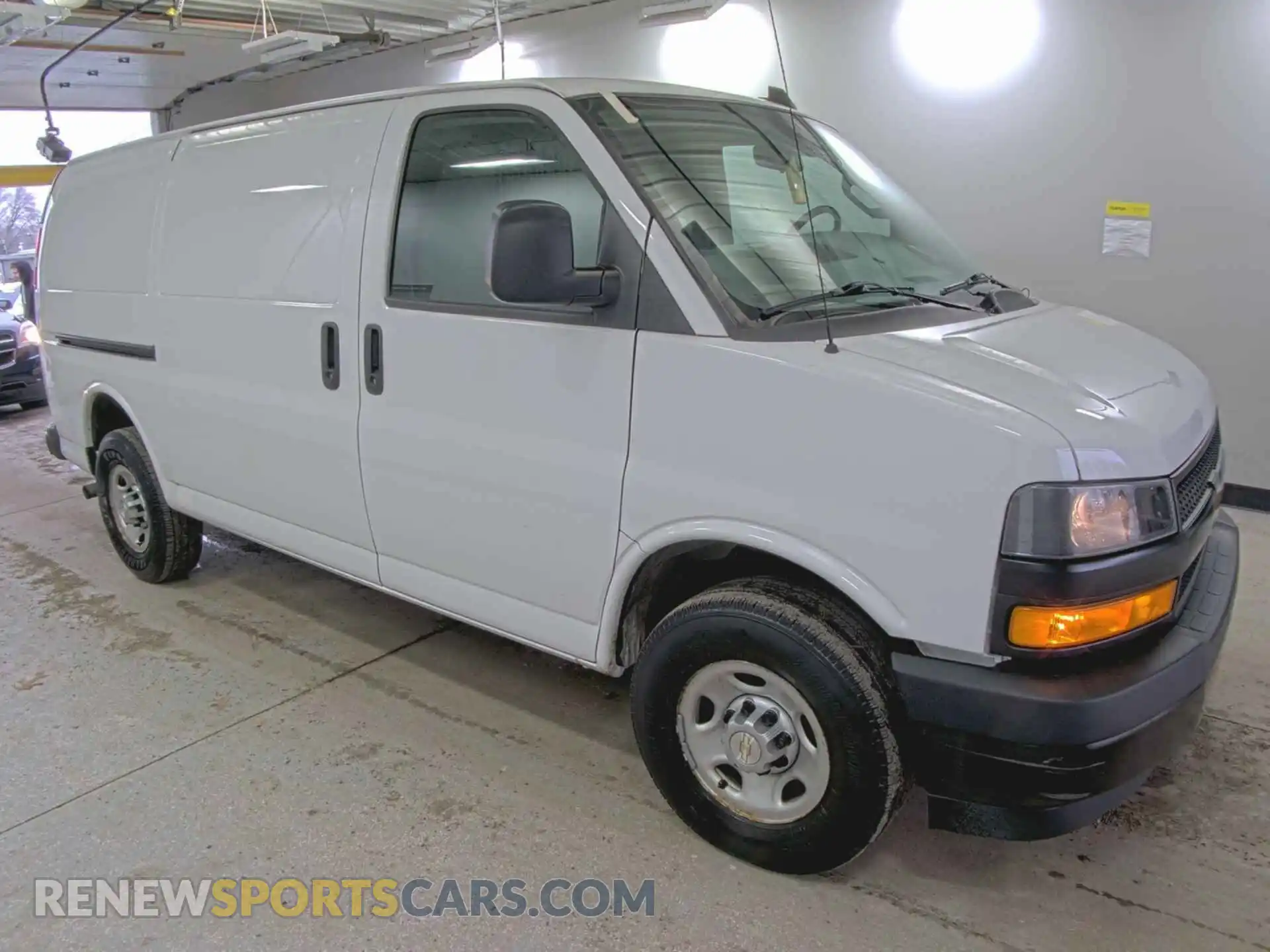 2 Photograph of a damaged car 1GCWGAFP2M1303622 CHEVROLET EXPRESS G2500 2021