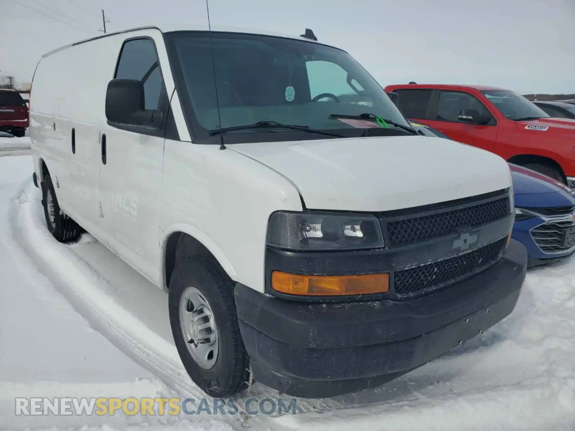 3 fotografías del automóvil dañado 1GCWGAFP4N1157340 CHEVROLET EXPRESS G2500 2022