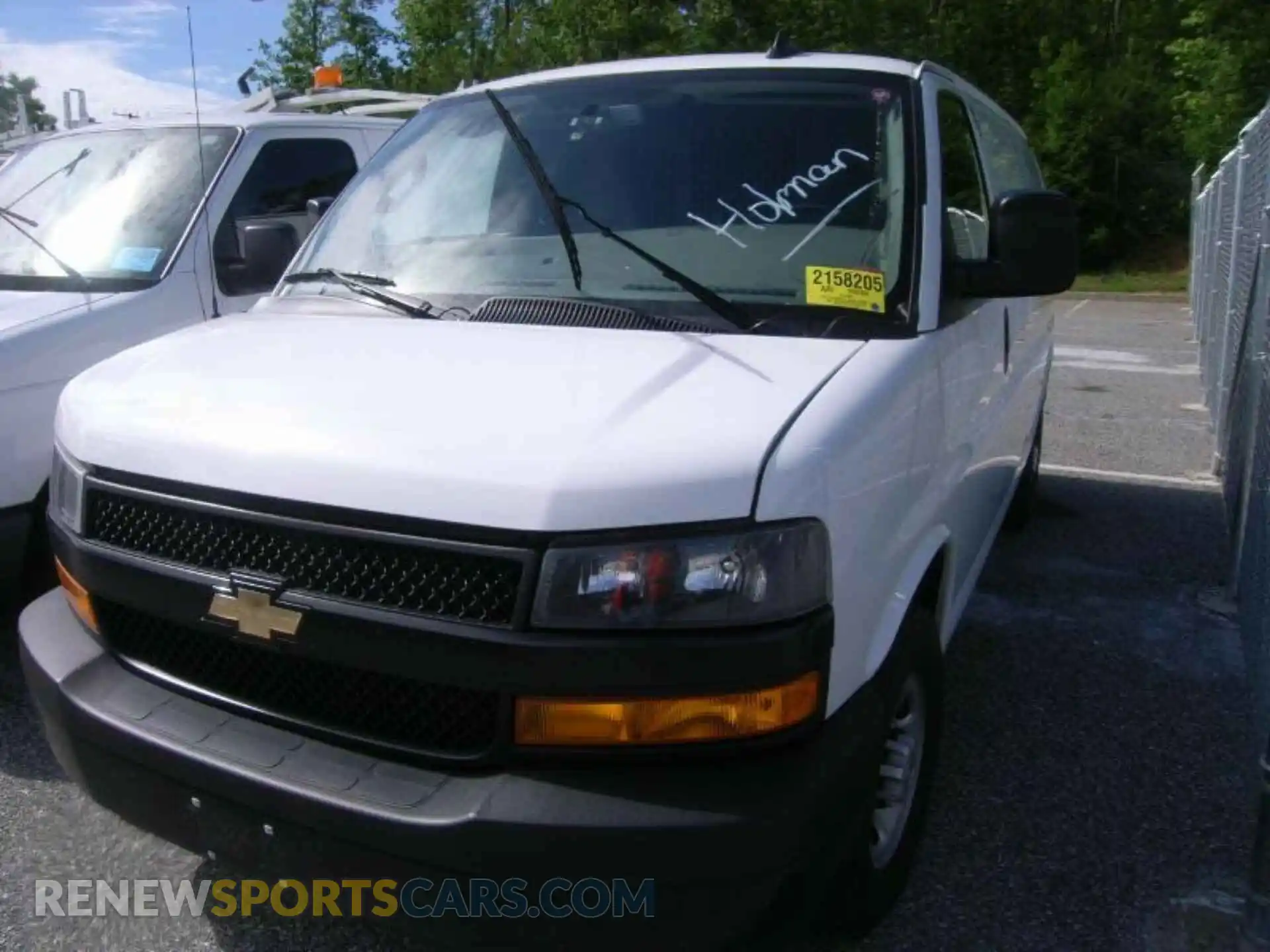 2 Photograph of a damaged car 1GCWGAFP2P1180179 CHEVROLET EXPRESS G2500 2023