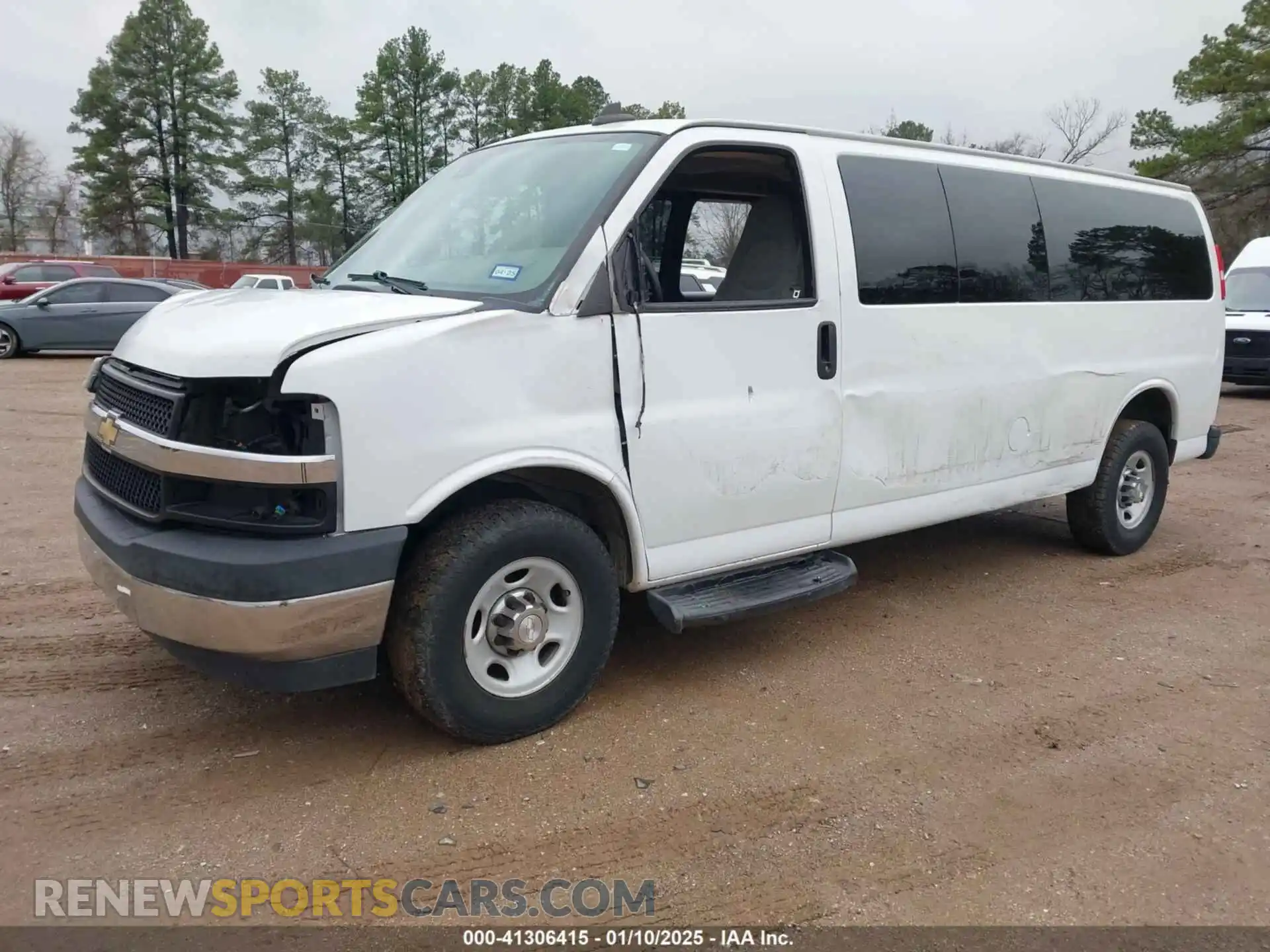 2 Photograph of a damaged car 1GAZGPFG4L1121251 CHEVROLET EXPRESS PASSENGER 2020