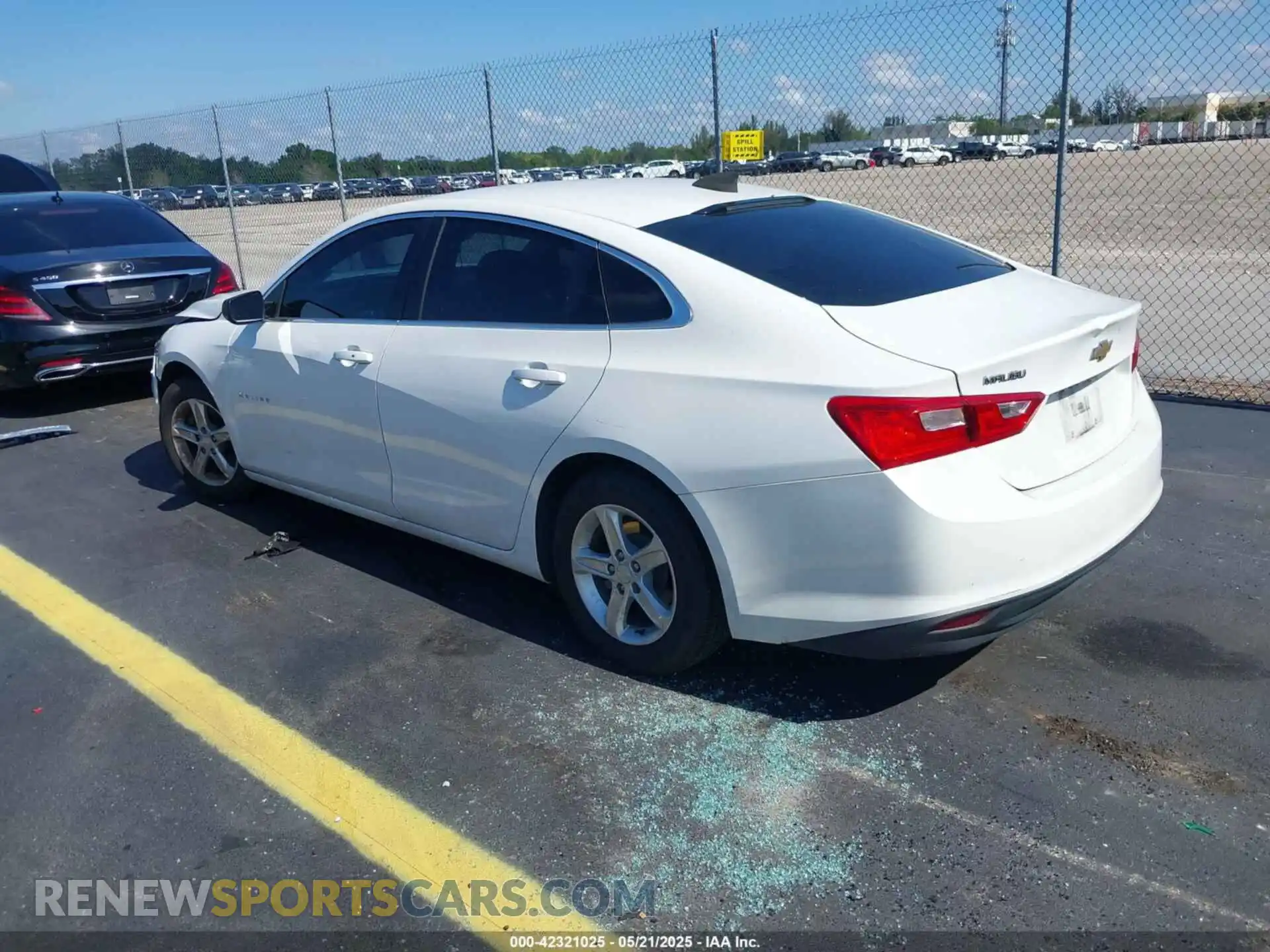 3 fotografías del automóvil dañado 1G1ZB5ST5LF117072 CHEVROLET MALIBU 2020