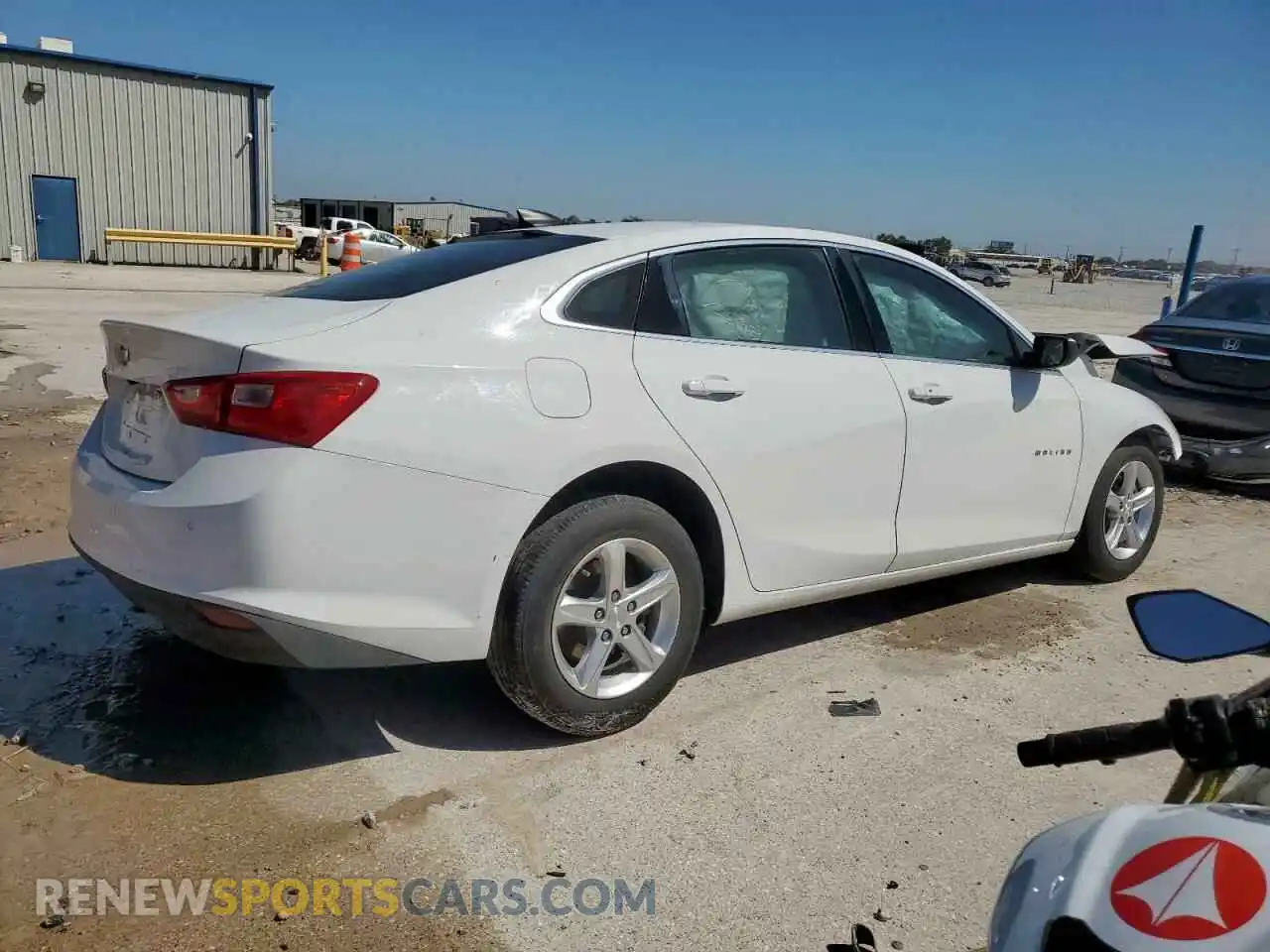 3 fotografías del automóvil dañado 1G1ZC5ST1LF146338 CHEVROLET MALIBU 2020