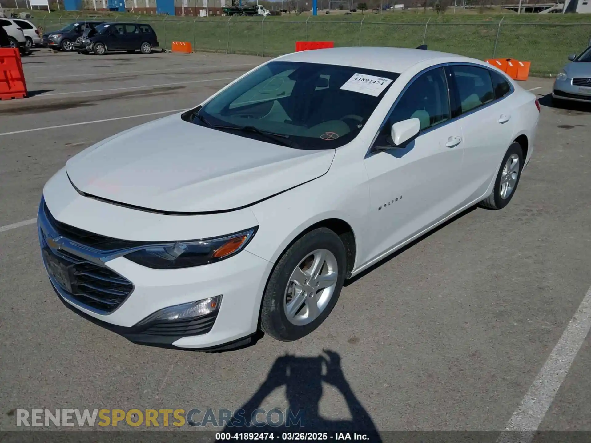 2 Photograph of a damaged car 1G1ZC5ST9LF142232 CHEVROLET MALIBU 2020