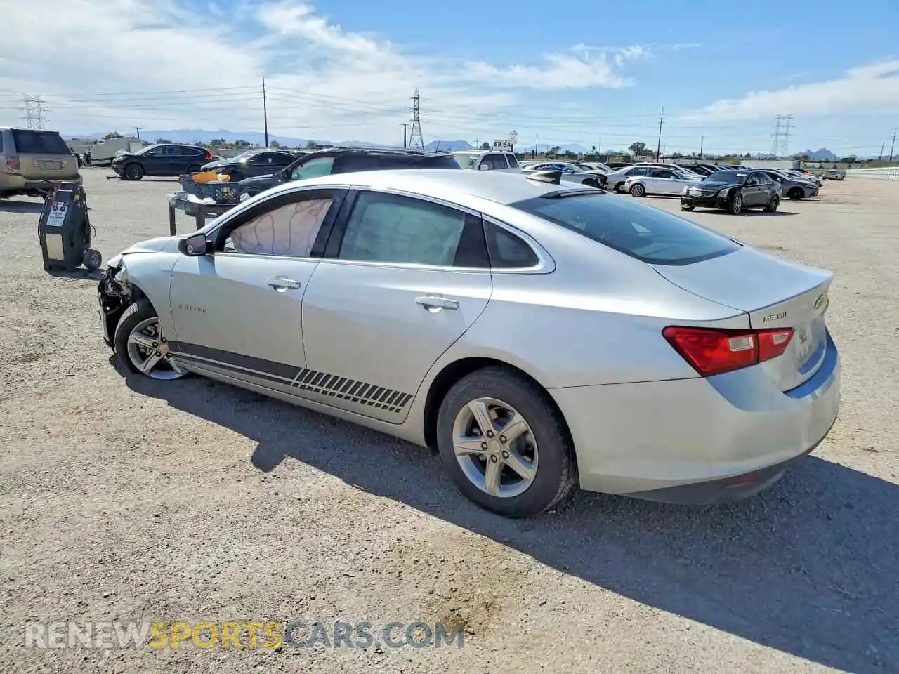 2 fotografías del automóvil dañado 1G1ZB5ST1MF001577 CHEVROLET MALIBU 2021