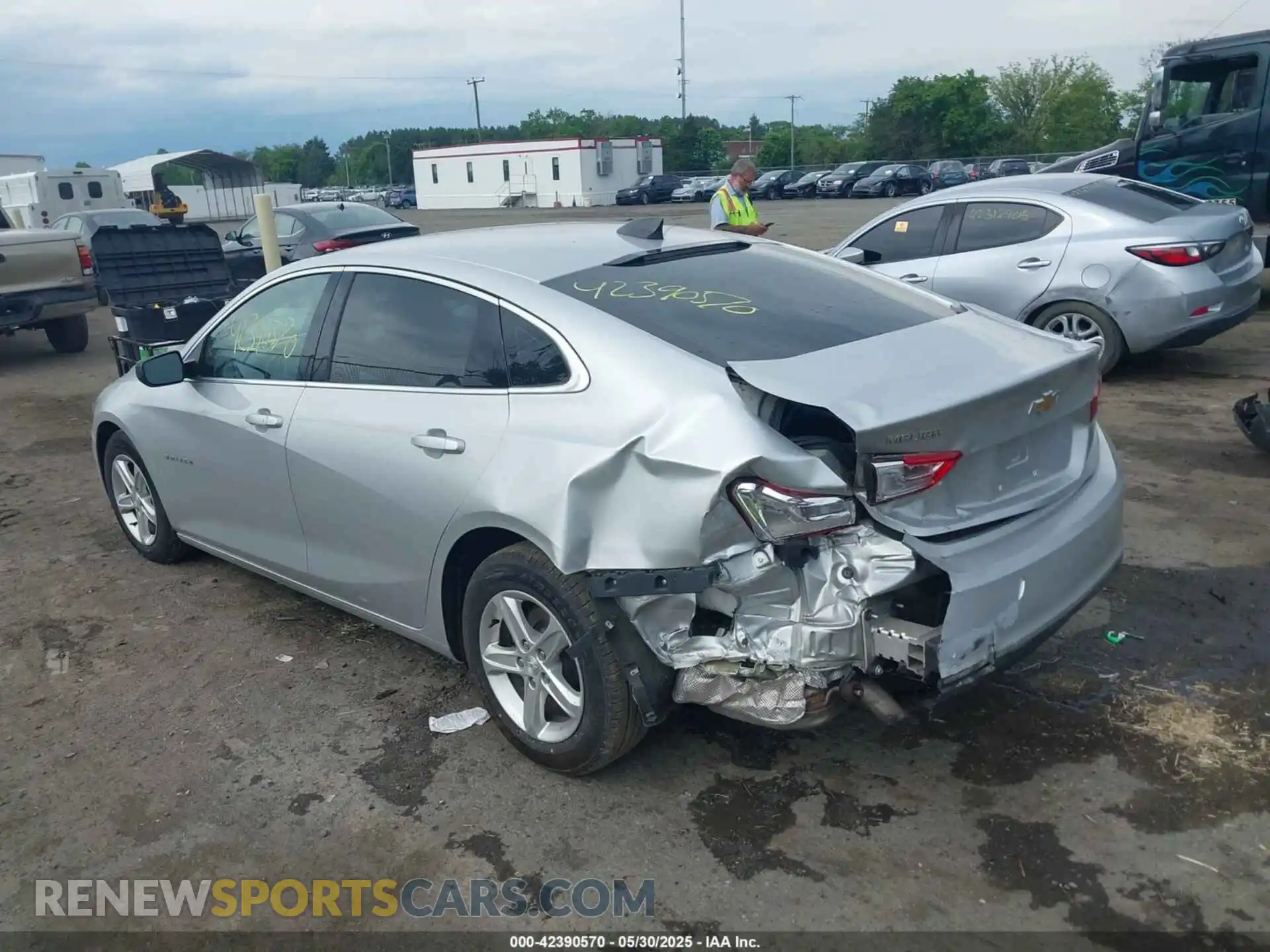 3 Photograph of a damaged car 1G1ZC5ST2MF084143 CHEVROLET MALIBU 2021