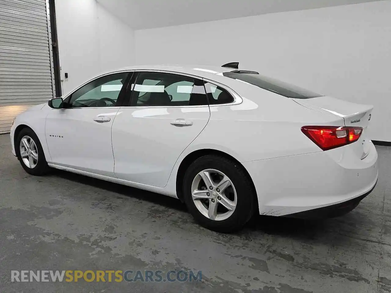 2 Photograph of a damaged car 1G1ZC5ST2MF086216 CHEVROLET MALIBU 2021