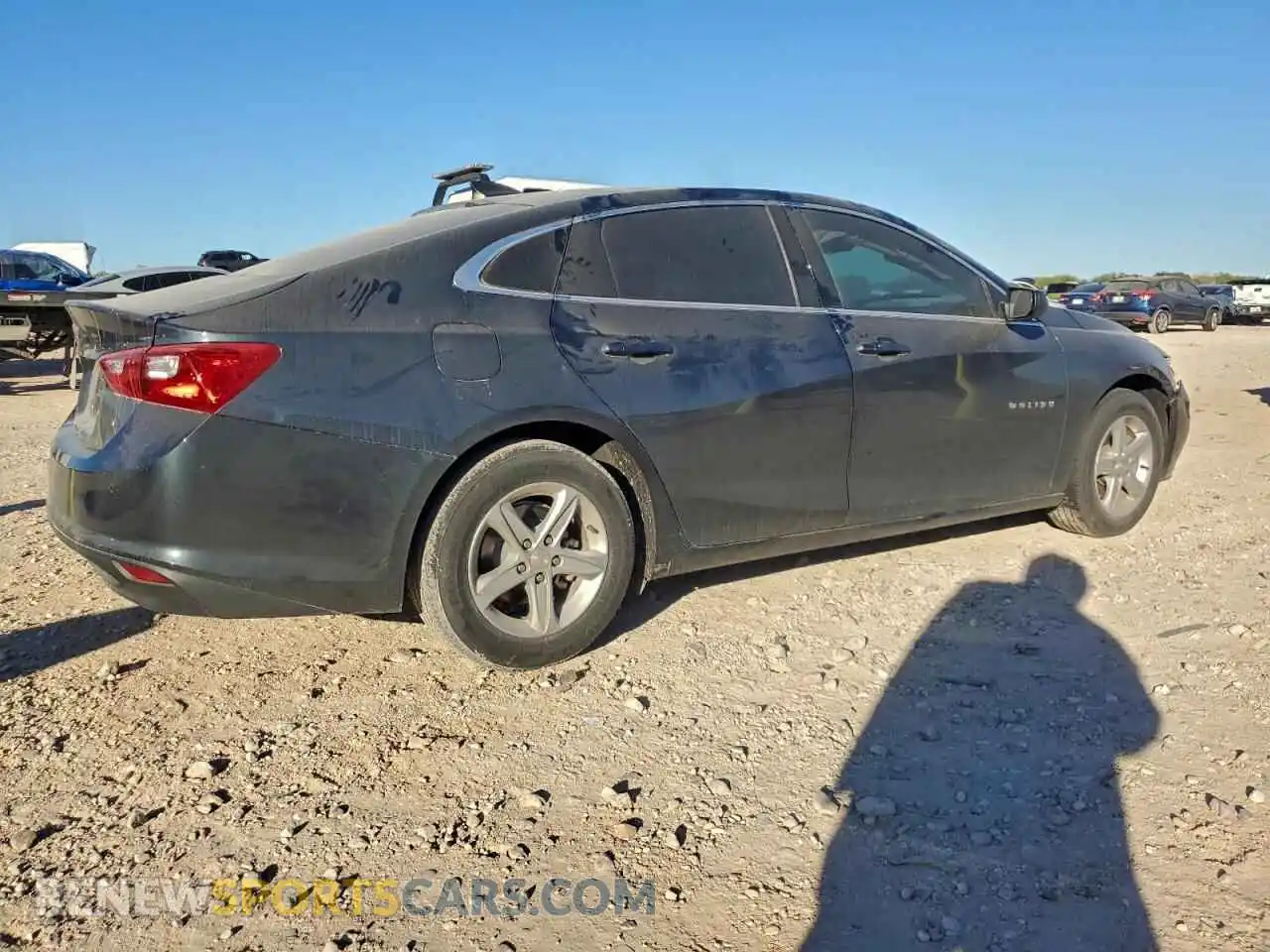 3 Photograph of a damaged car 1G1ZC5ST7MF083358 CHEVROLET MALIBU 2021