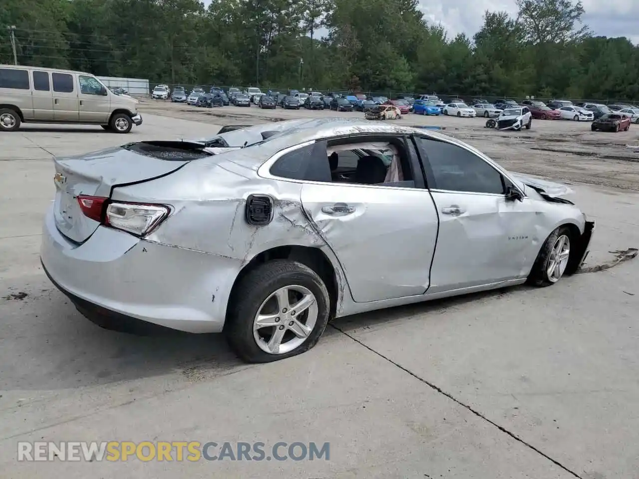 3 Photograph of a damaged car 1G1ZC5STXMF042058 CHEVROLET MALIBU 2021