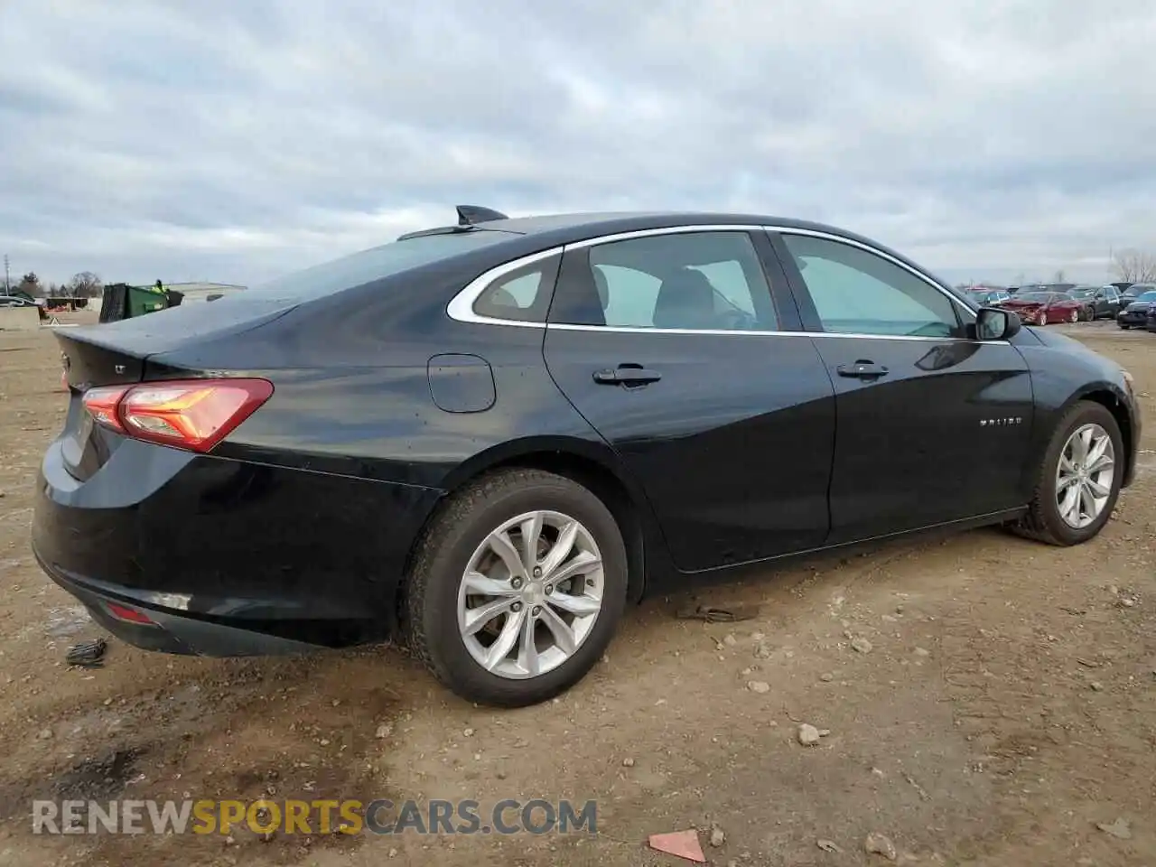 3 Photograph of a damaged car 1G1ZD5ST0MF010233 CHEVROLET MALIBU 2021