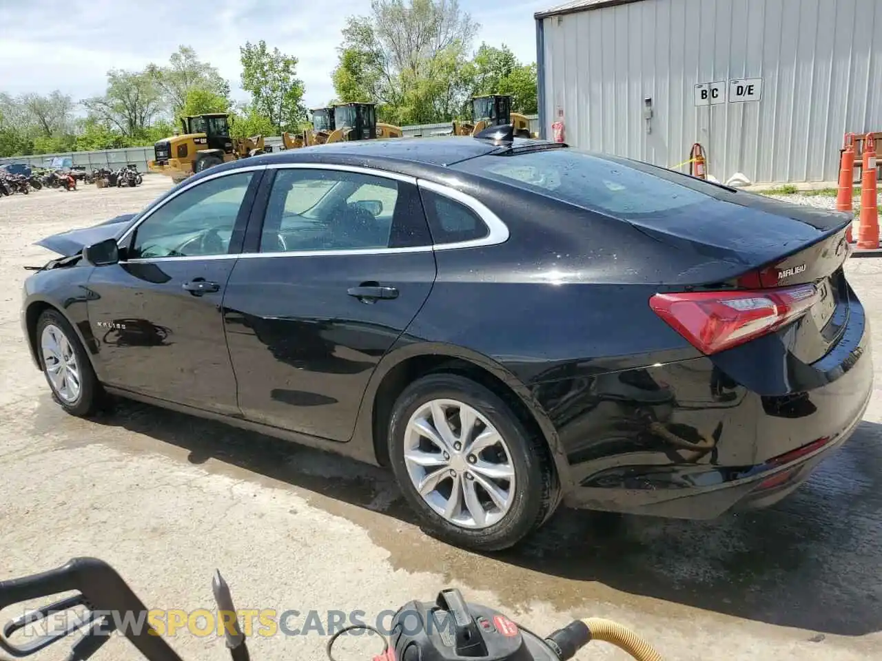 2 Photograph of a damaged car 1G1ZD5ST0MF065698 CHEVROLET MALIBU 2021