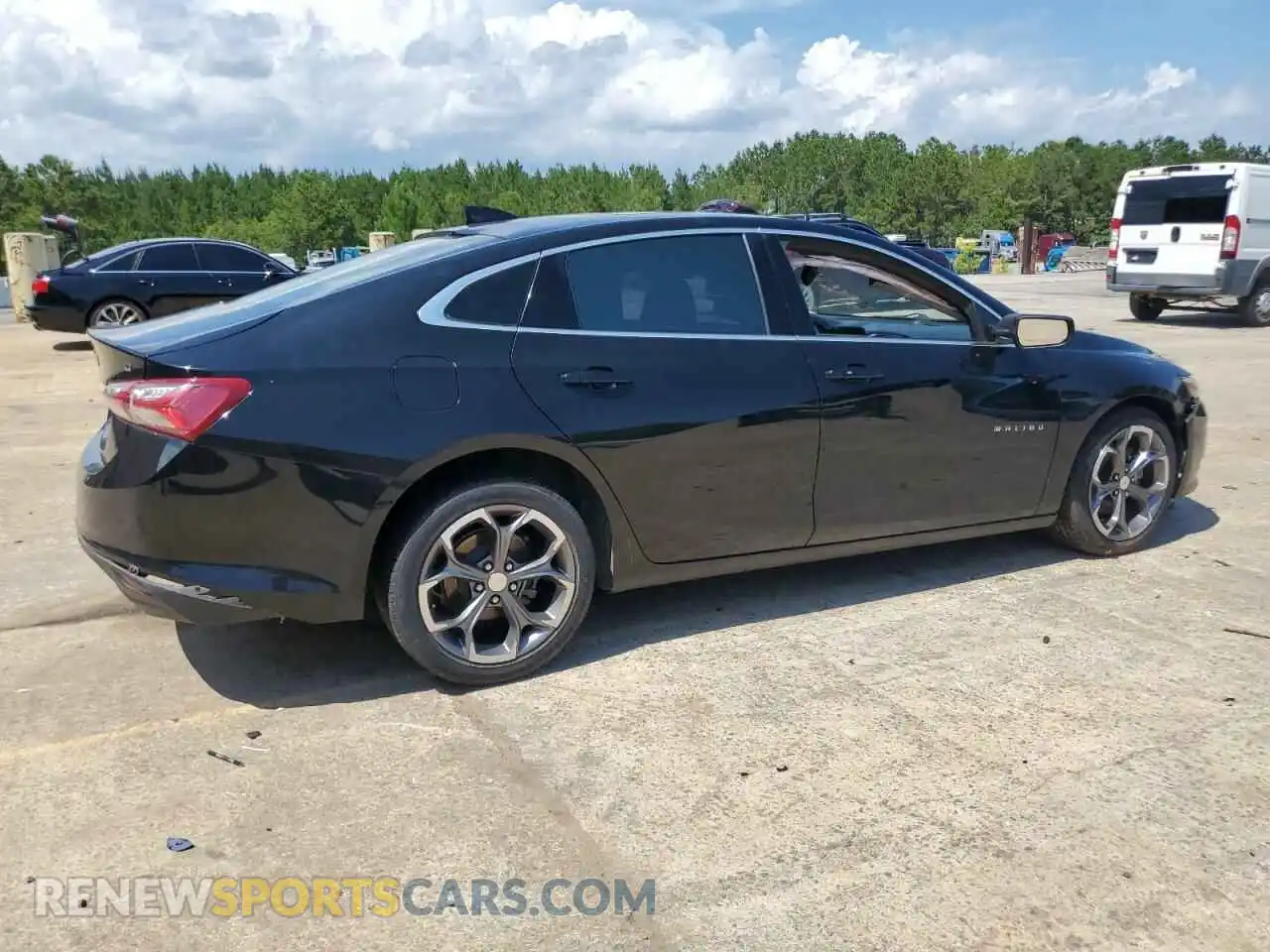 3 Photograph of a damaged car 1G1ZD5ST0MF076832 CHEVROLET MALIBU 2021
