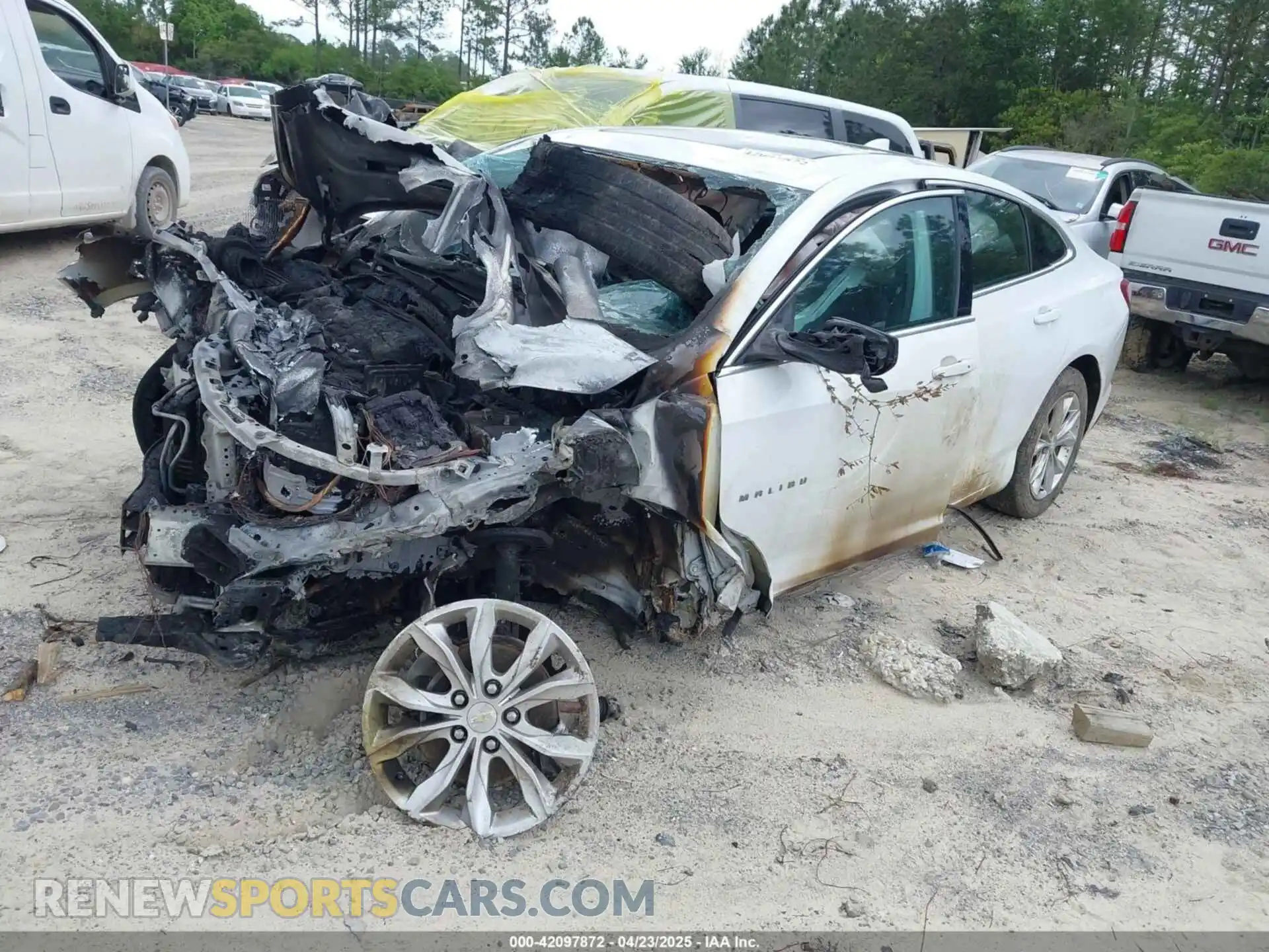 2 Photograph of a damaged car 1G1ZD5ST1MF063989 CHEVROLET MALIBU 2021