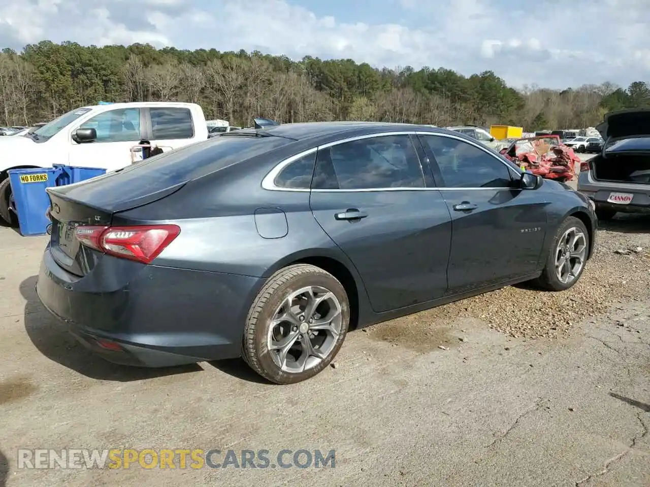 3 Photograph of a damaged car 1G1ZD5ST2MF010606 CHEVROLET MALIBU 2021