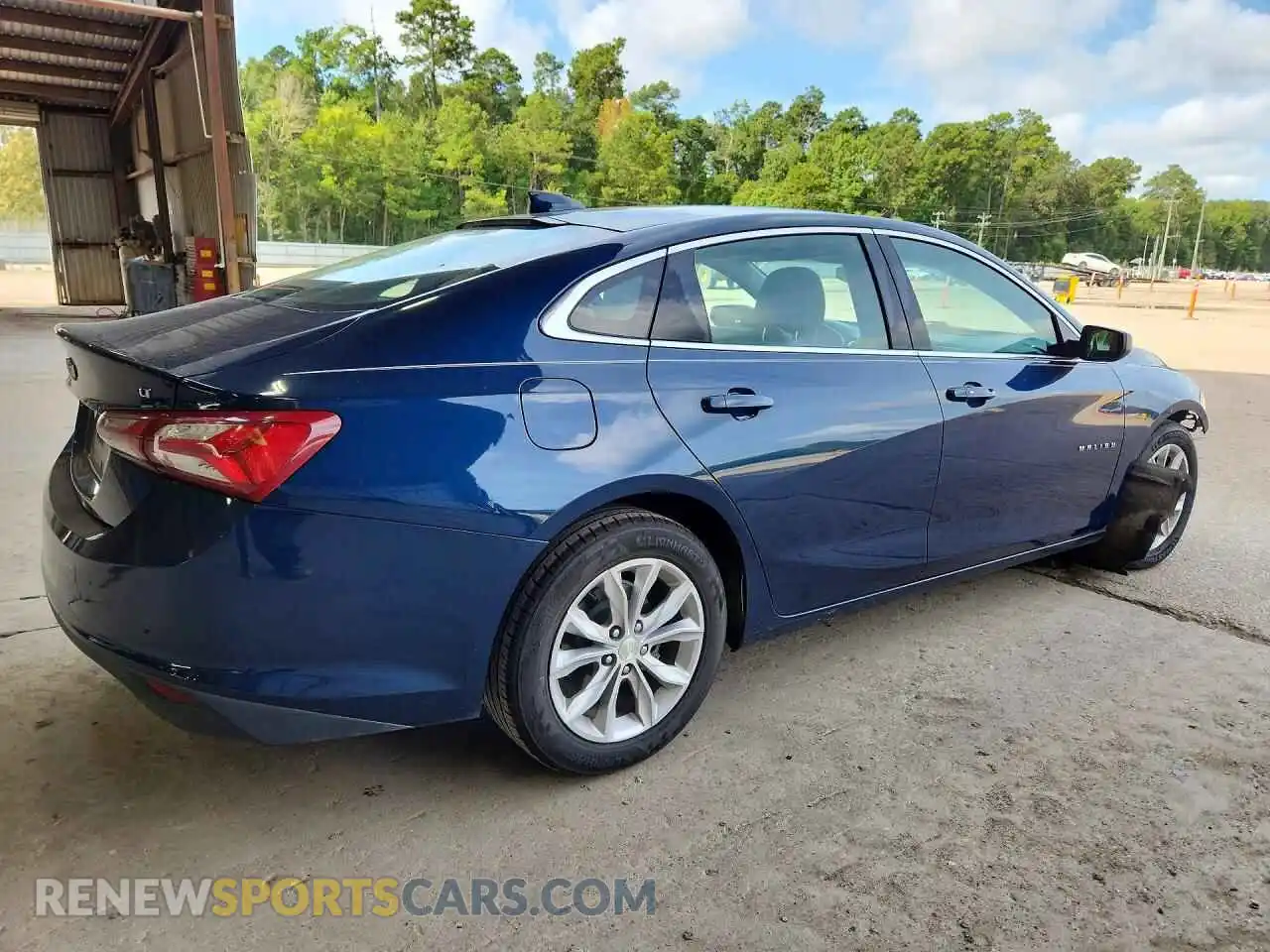 3 Photograph of a damaged car 1G1ZD5ST2MF031391 CHEVROLET MALIBU 2021