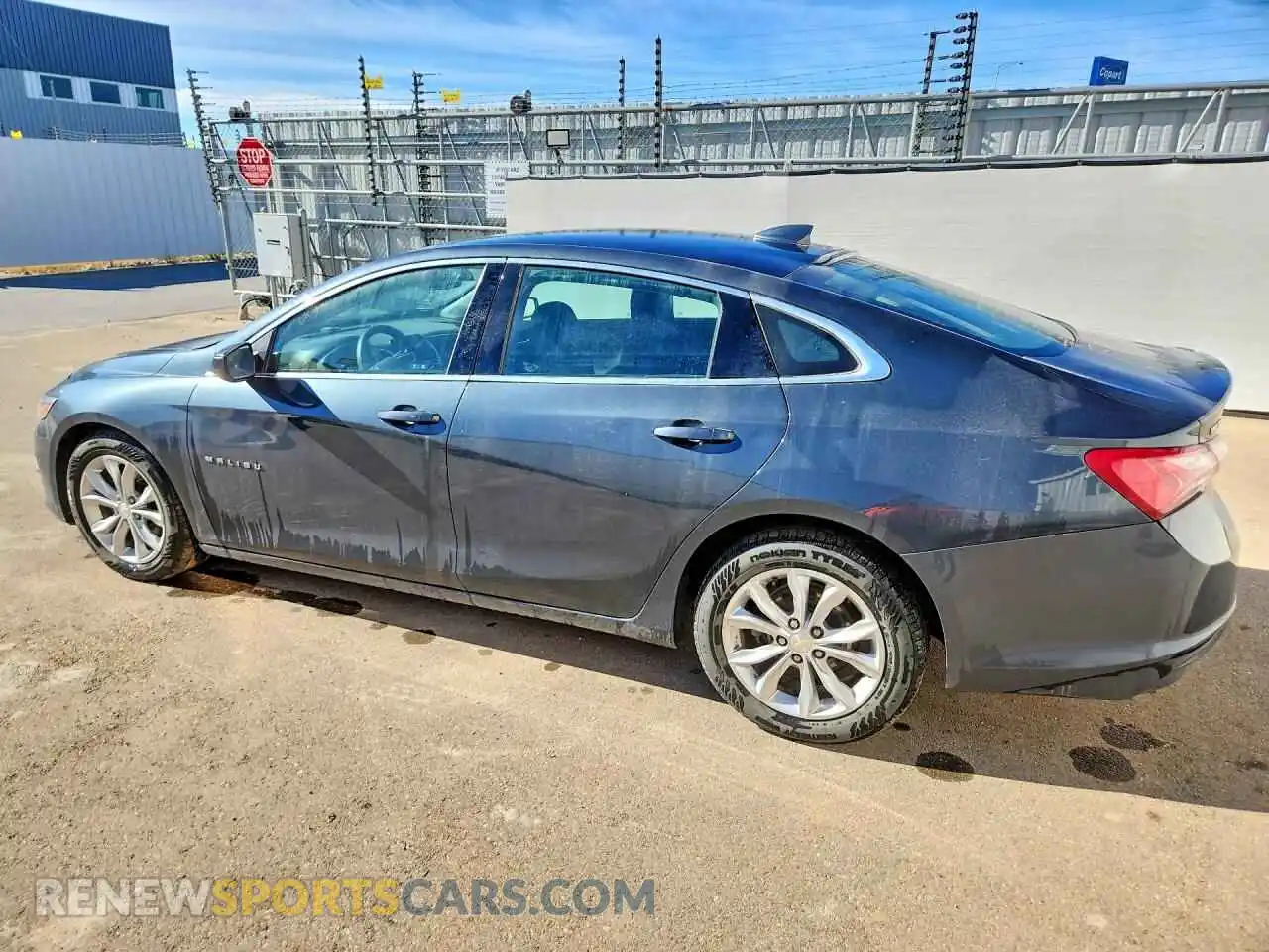 2 Photograph of a damaged car 1G1ZD5ST2MF033450 CHEVROLET MALIBU 2021