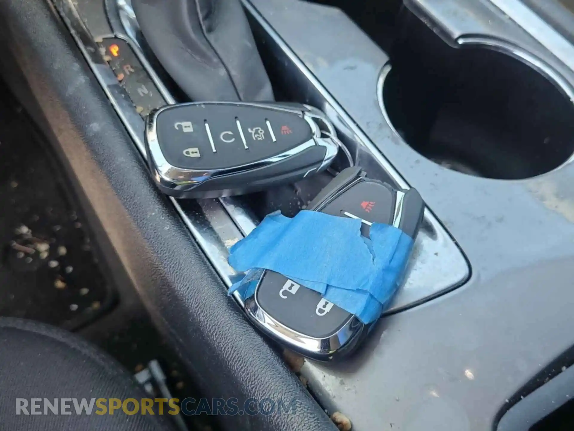 2 Photograph of a damaged car 1G1ZD5ST3MF014115 CHEVROLET MALIBU 2021