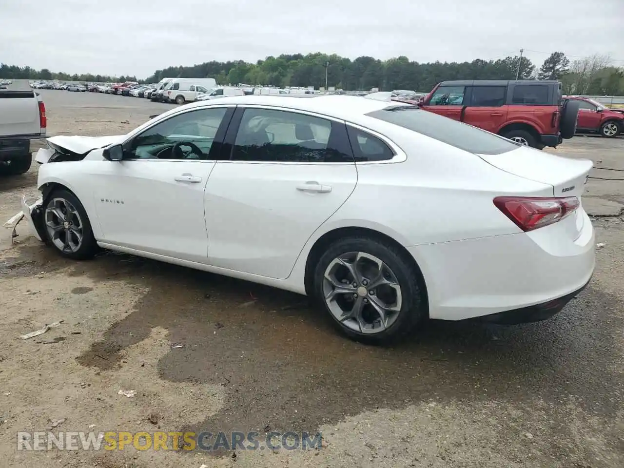 2 Photograph of a damaged car 1G1ZD5ST3MF028533 CHEVROLET MALIBU 2021