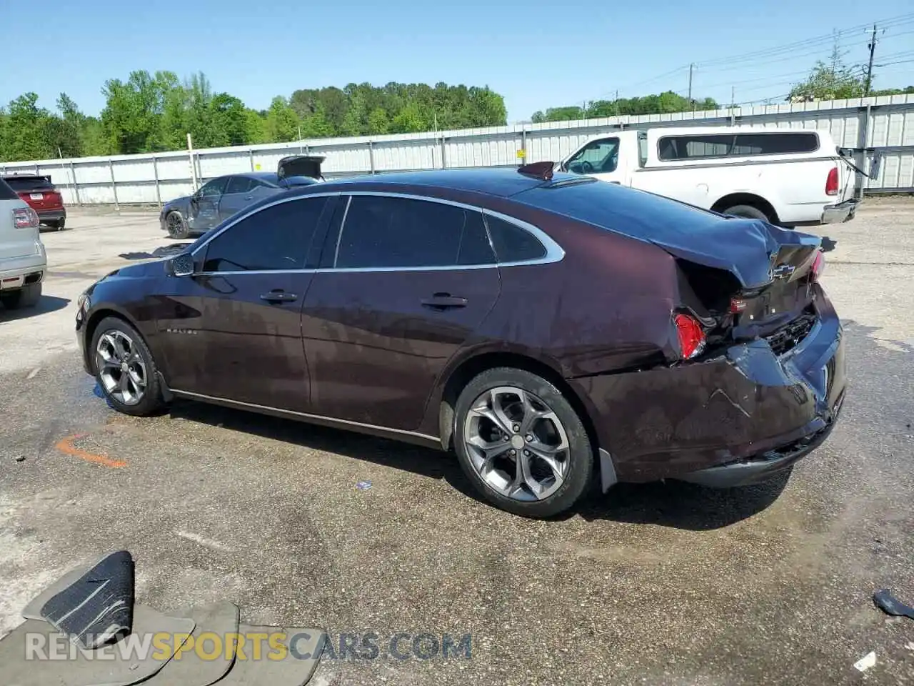 2 Photograph of a damaged car 1G1ZD5ST3MF059037 CHEVROLET MALIBU 2021